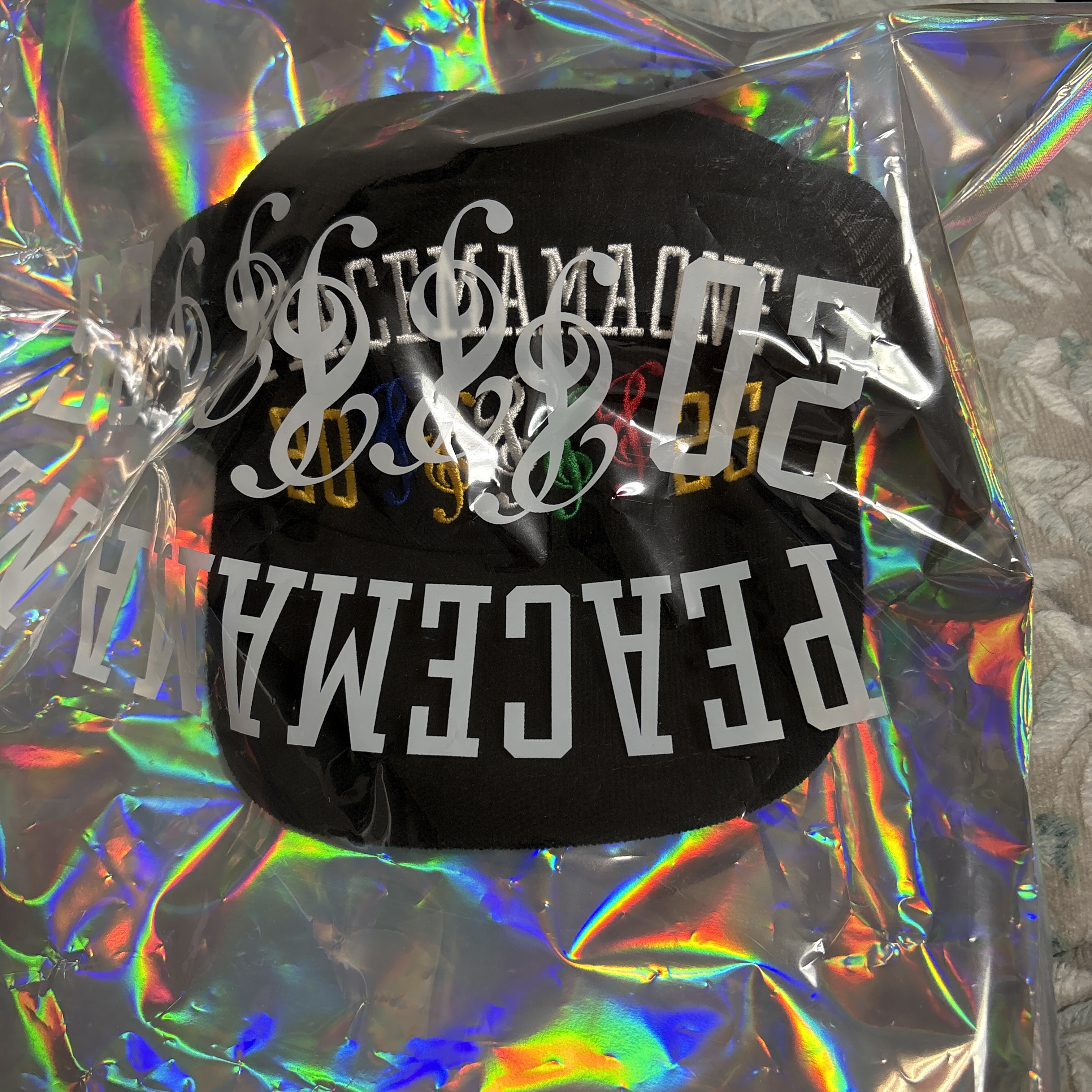 Peaceminusone x 2025 MAMA Awards Peacemamaone Cap Mesh 착용 스타일