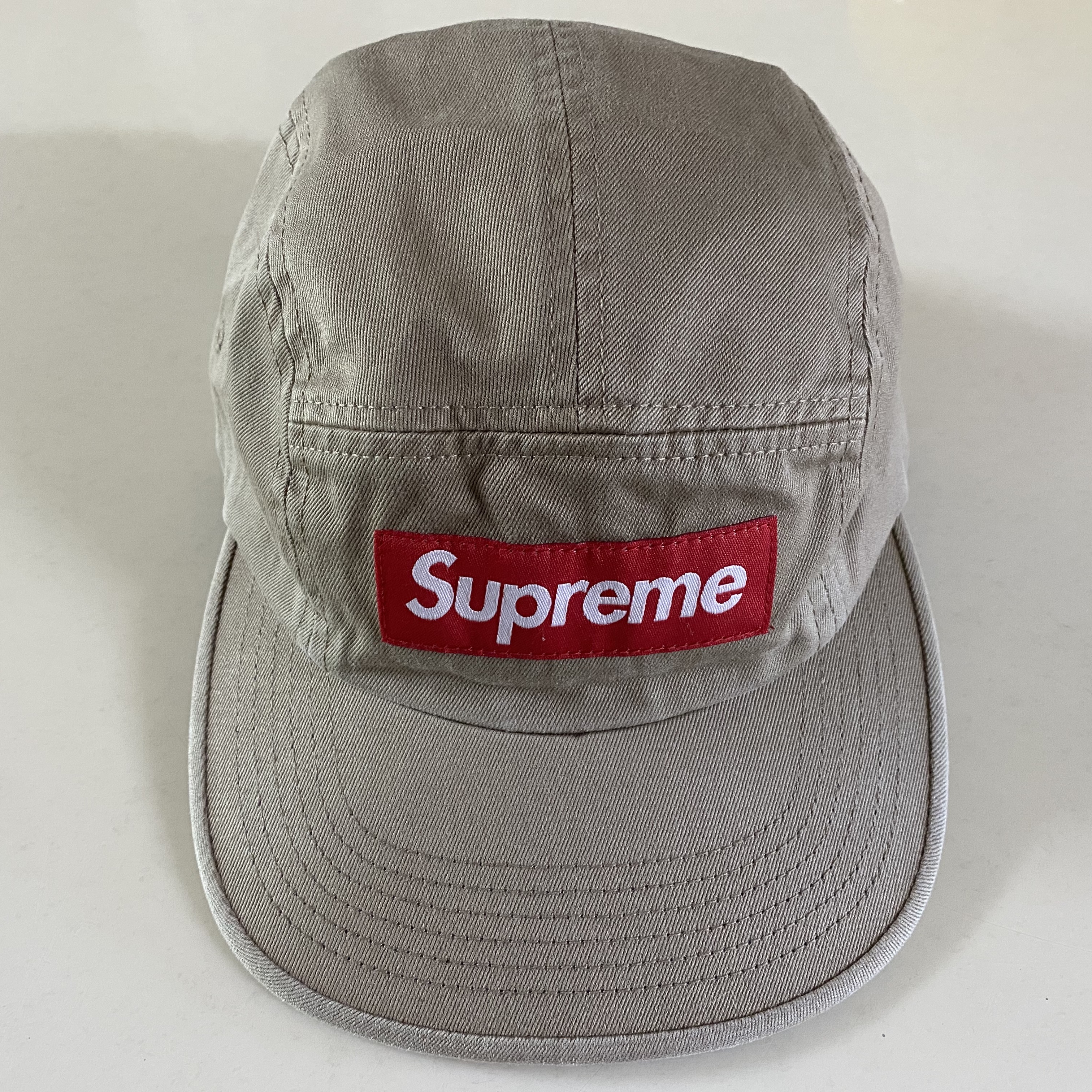 Supreme Washed Chino Twill Camp Cap Tan - 25FW 착용 스타일 - 1