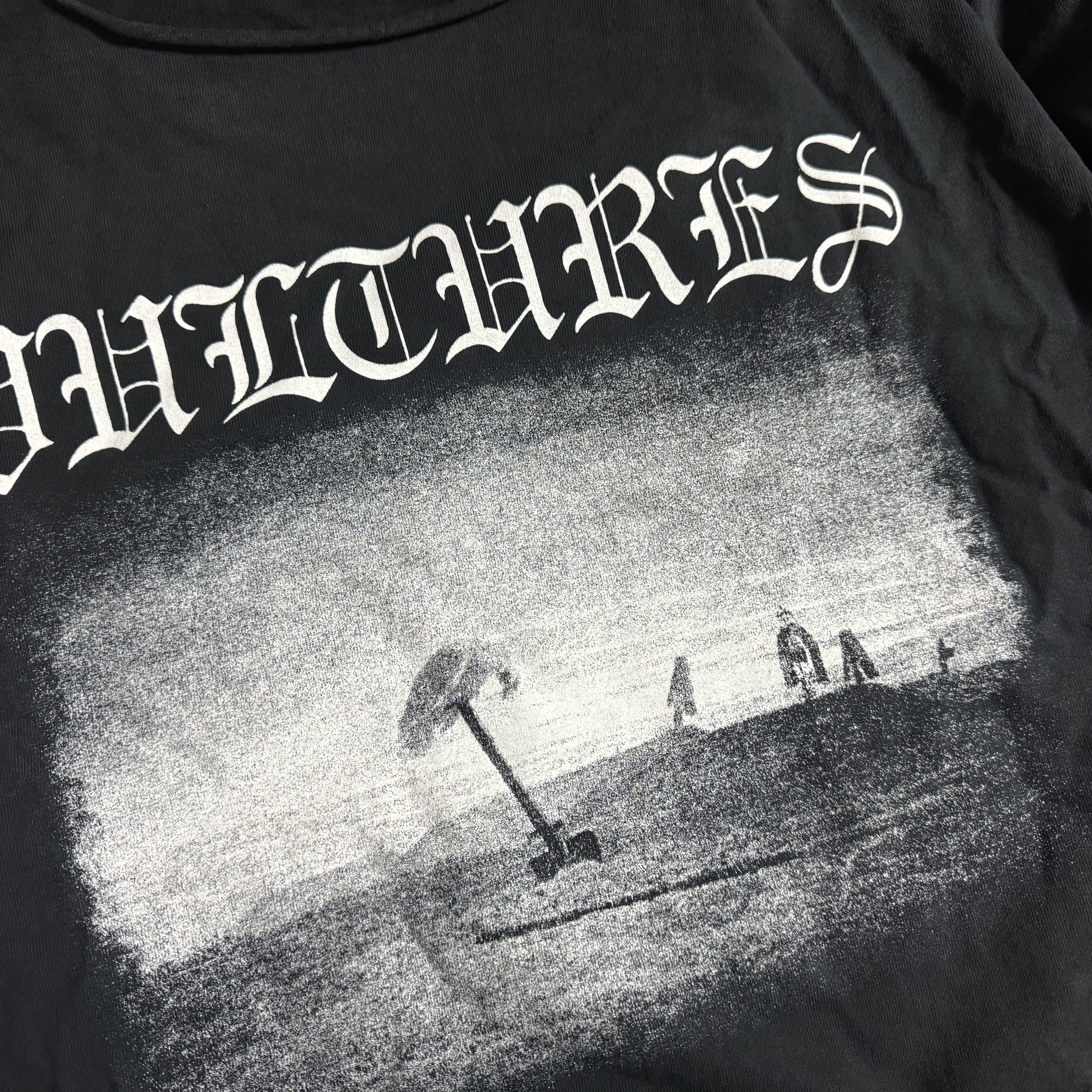 Yeezy Vultures Long T-Shirt Black 착용 스타일