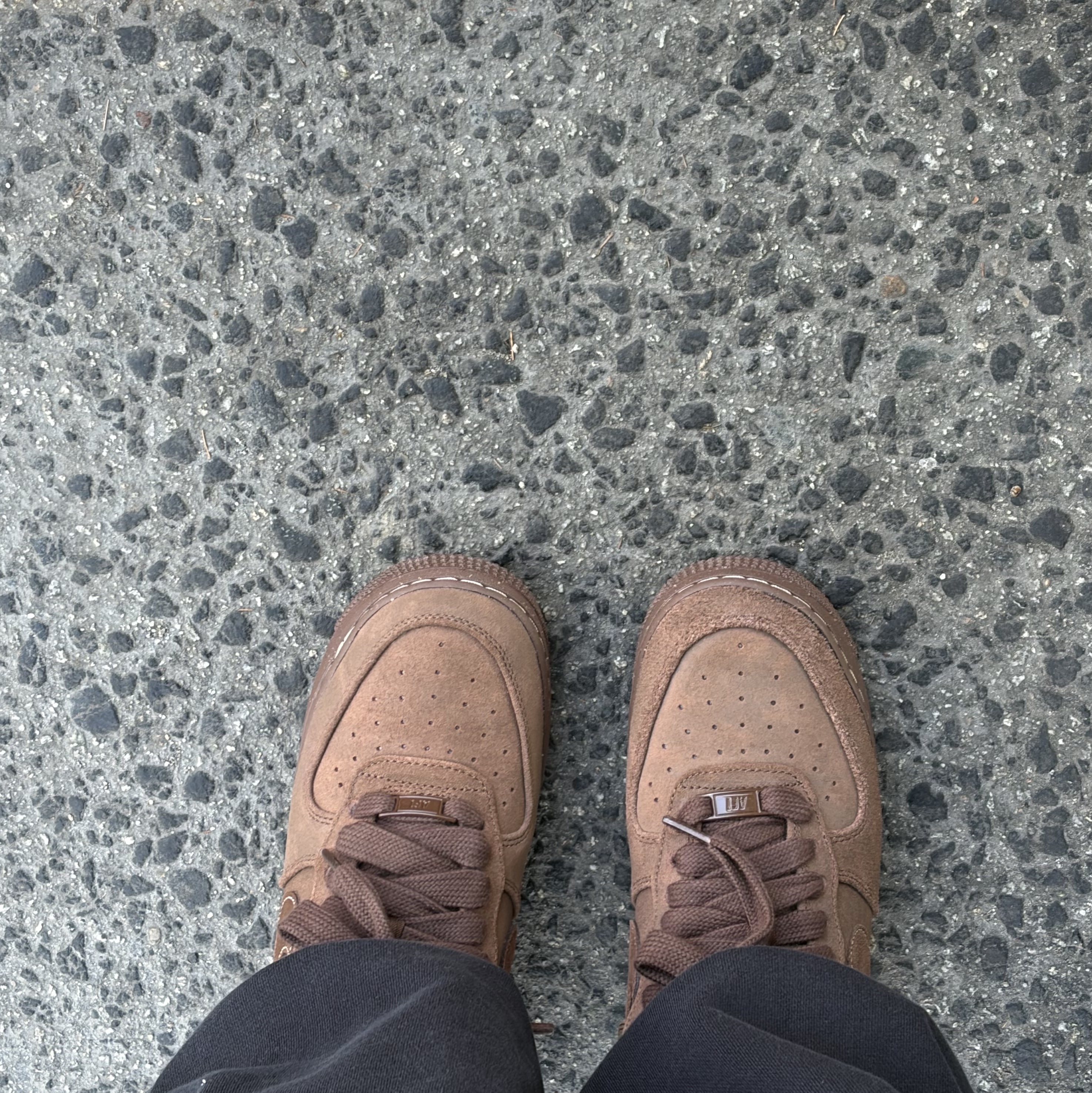 (W) Nike Air Force 1 '07 Cacao Wow 착용 스타일 - 2