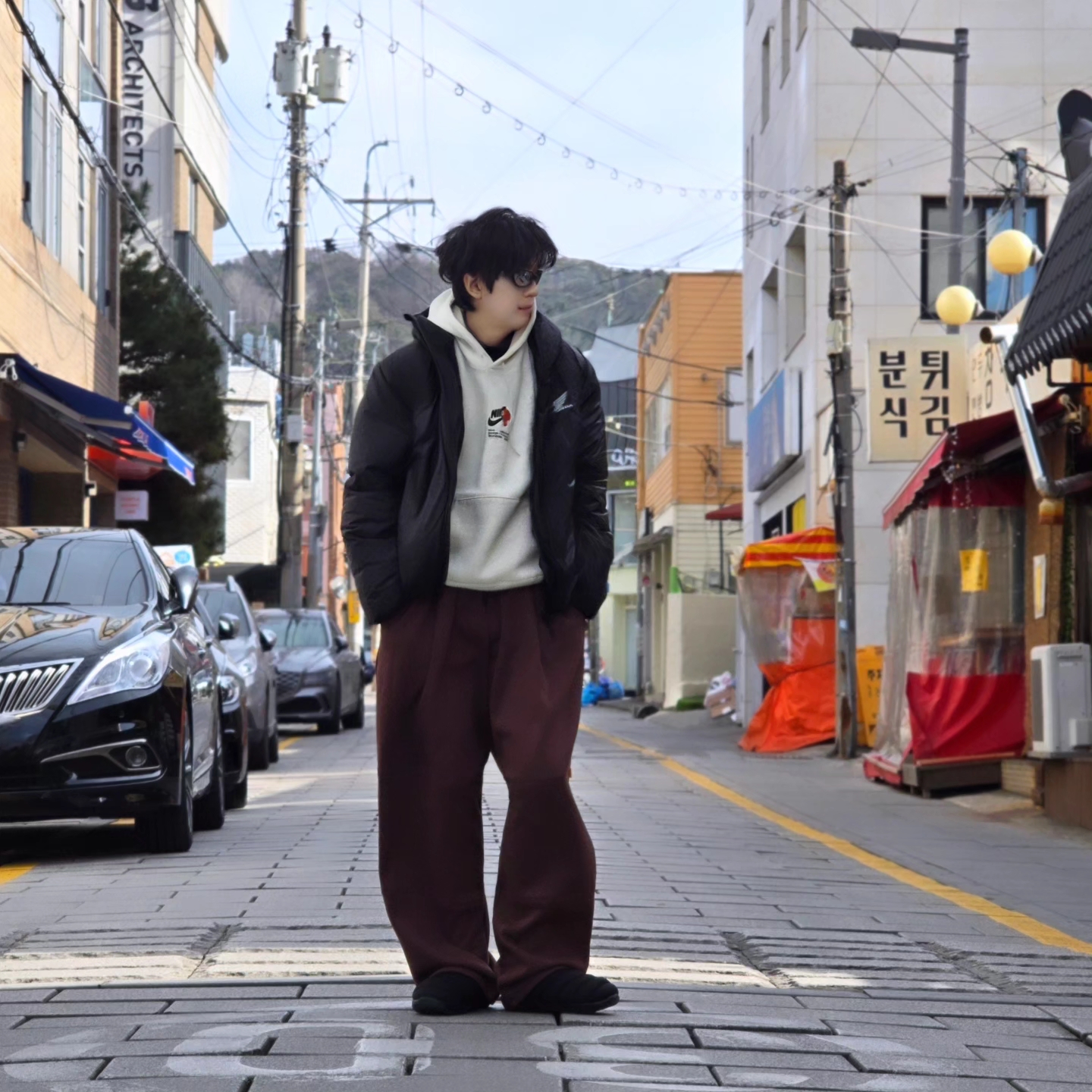 Honda H-Tech Non Quilting Hoodie Jacket Black, Nike Burrow SE Black Anthracite 착용 스타일 - 1
