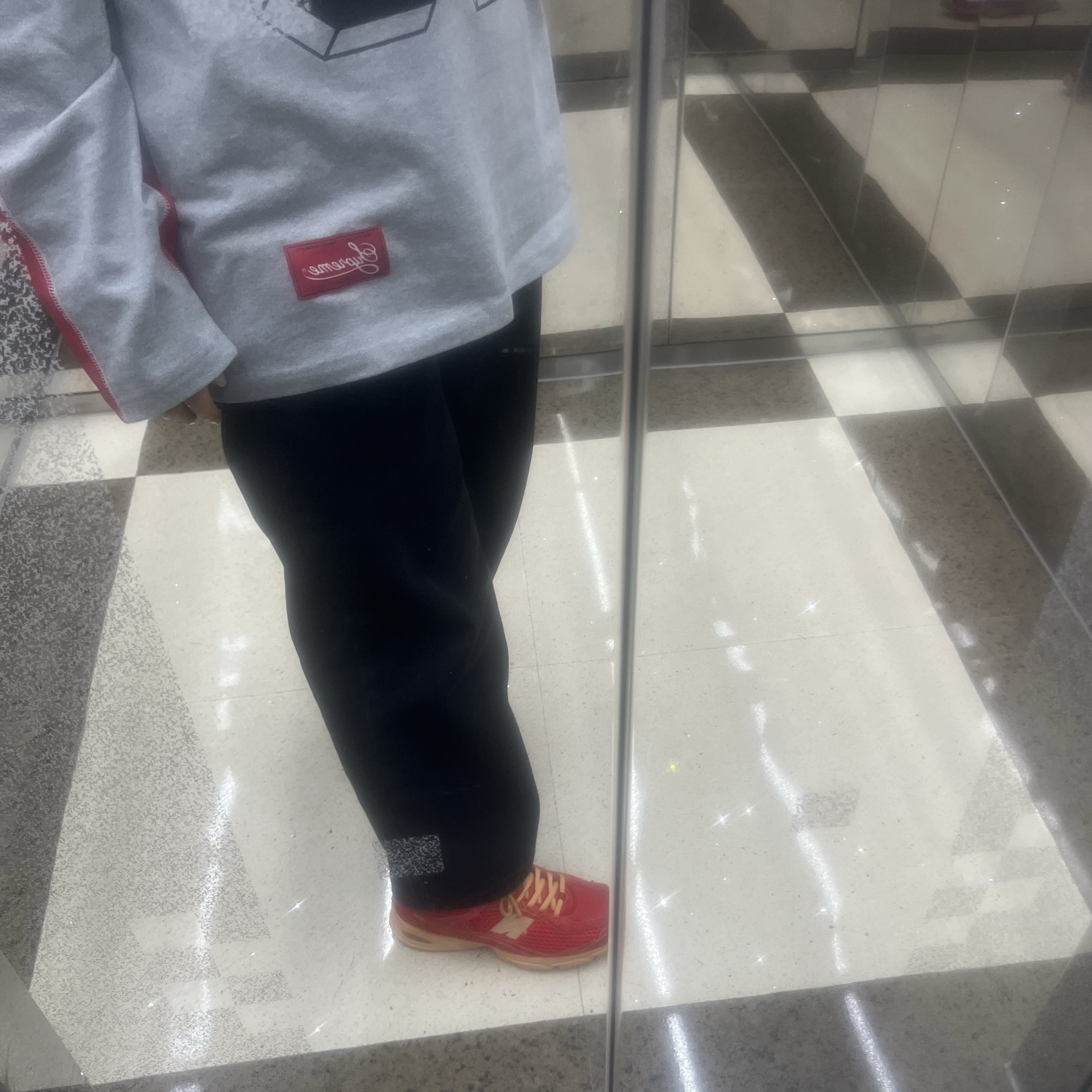 Supreme Split L/S Football Top Heather Grey - 25FW 착용 스타일 - 3