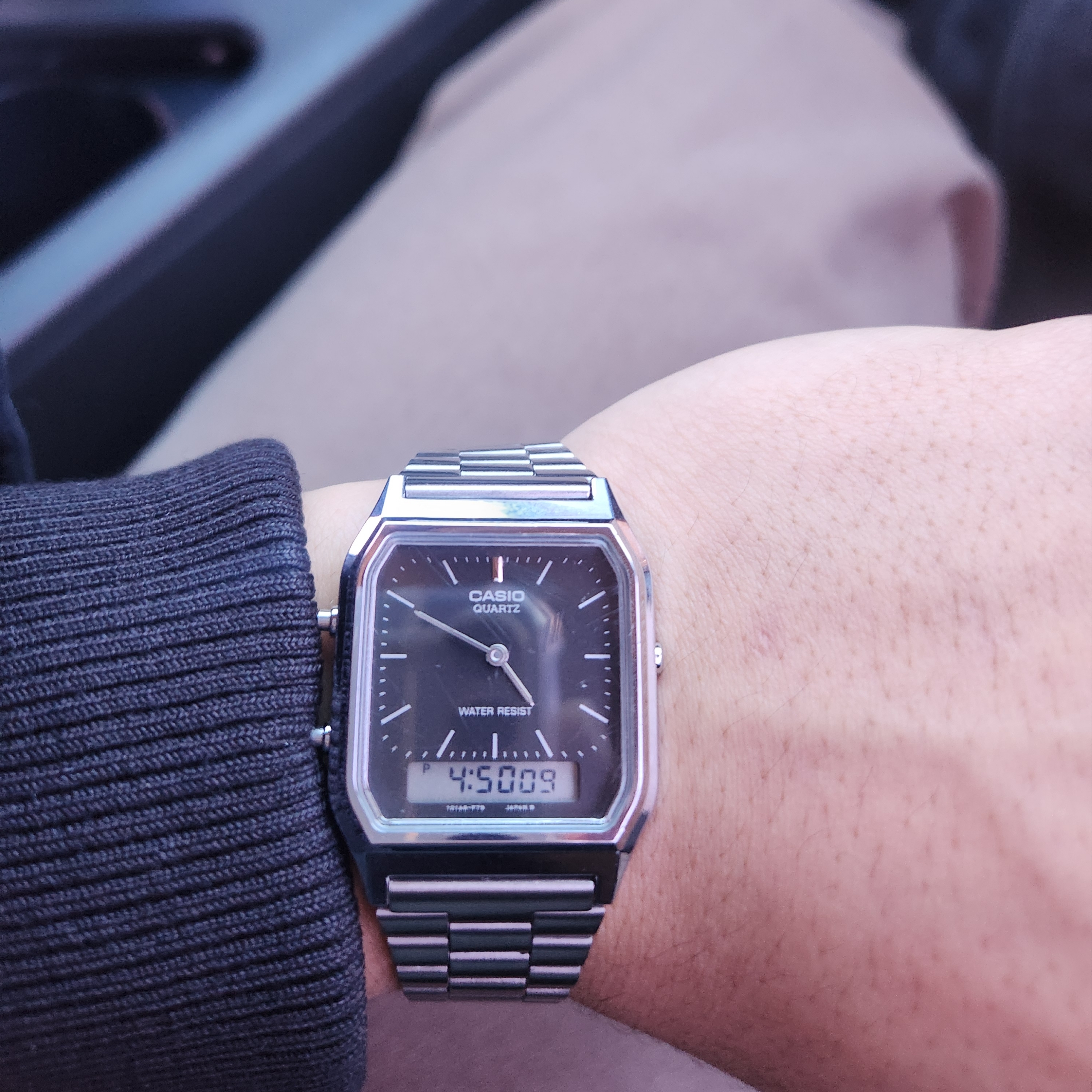 Casio AQ-230A-1DMQ 착용 스타일