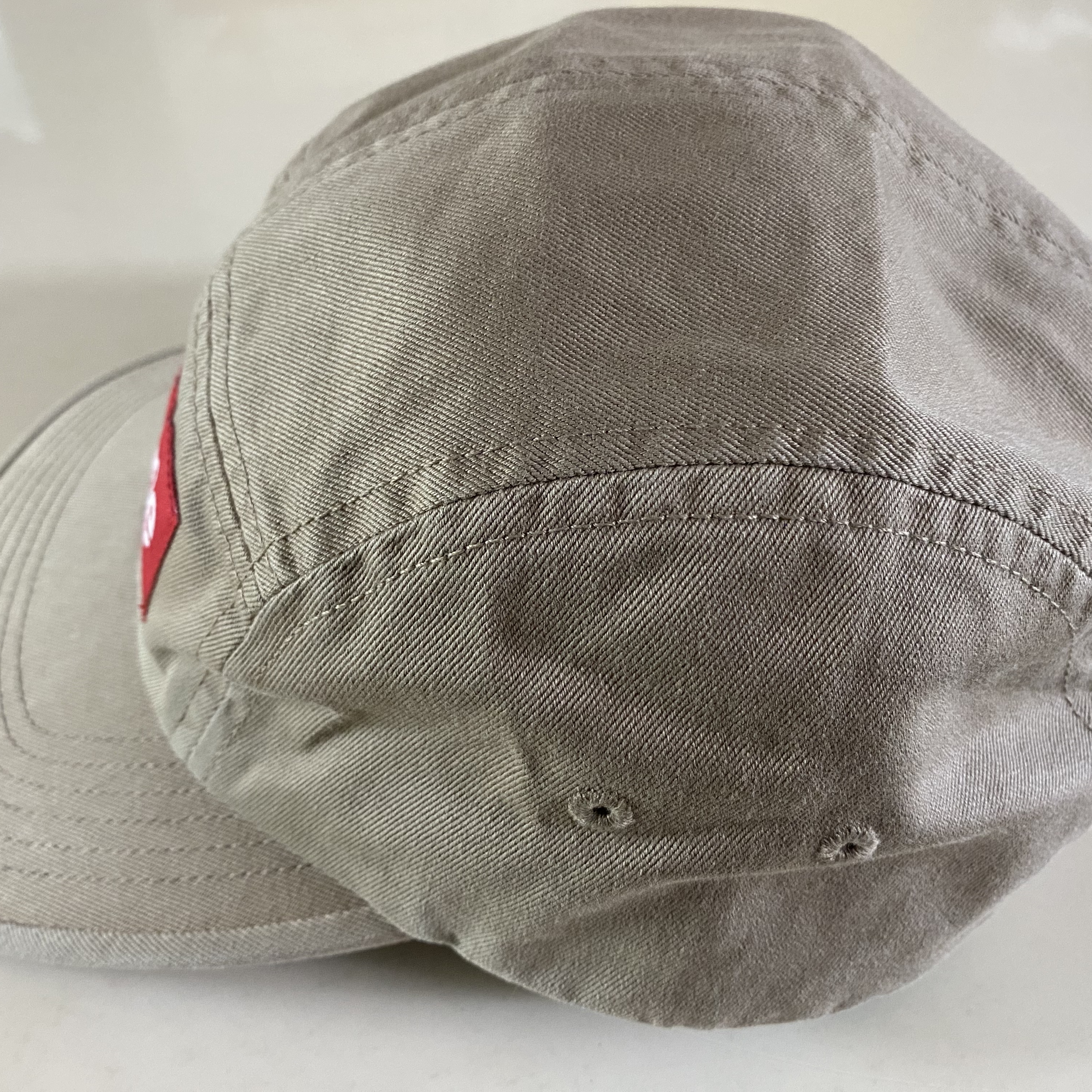 Supreme Washed Chino Twill Camp Cap Tan - 25FW 착용 스타일 - 2