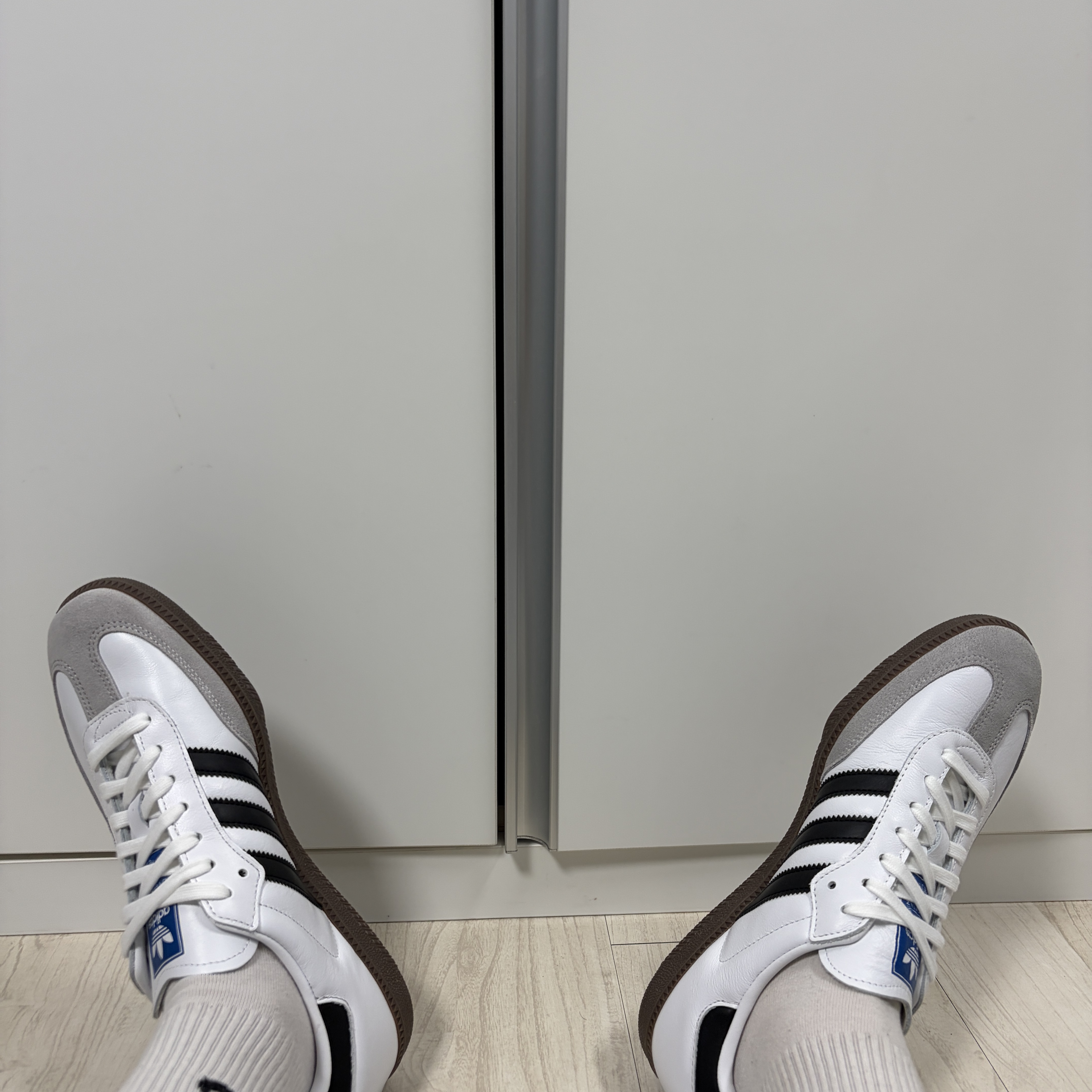 Adidas Samba OG Cloud White 착용 스타일 - 1