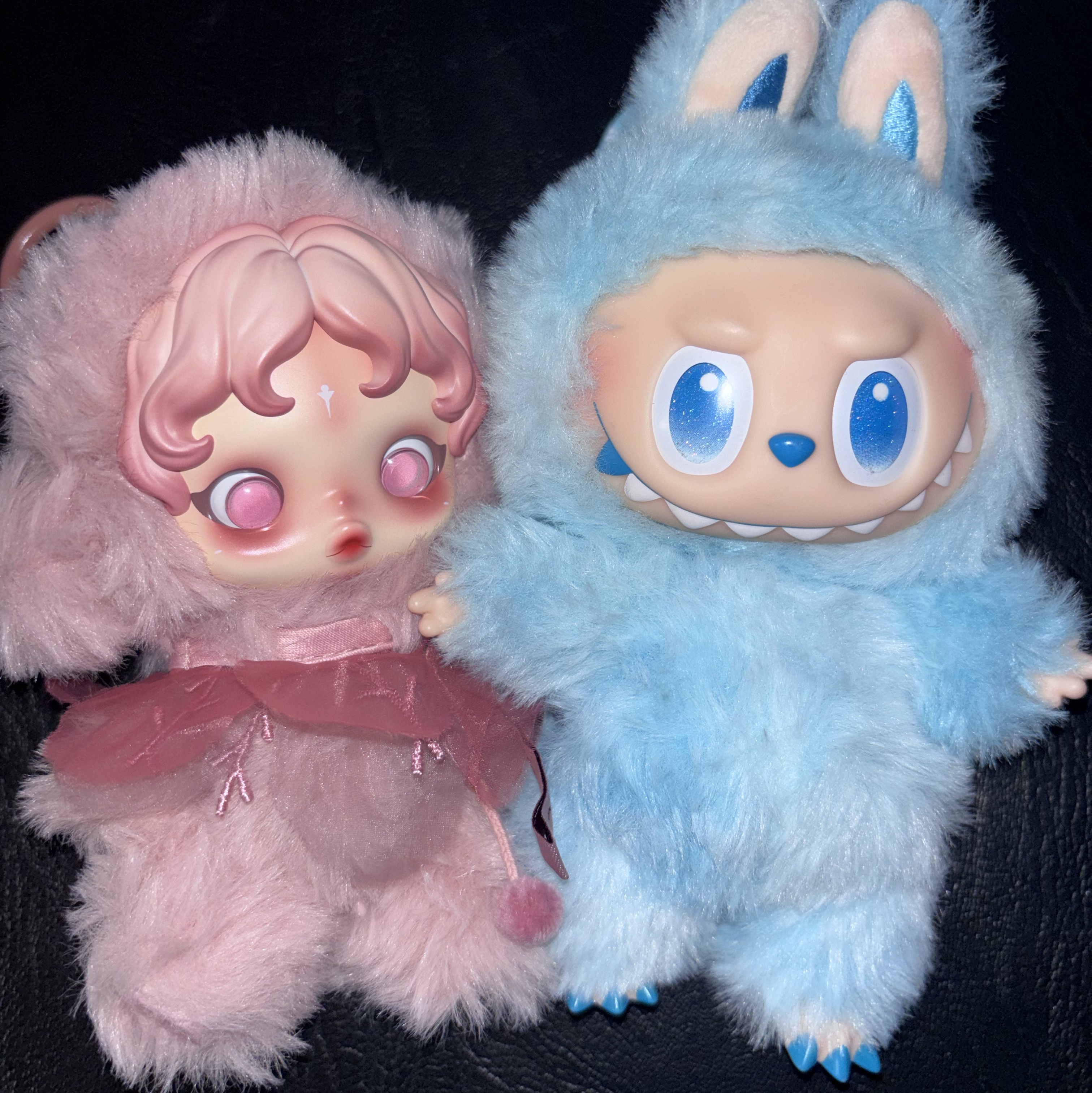 Pop Mart Skullpanda L’Impressionnisme Series Plush Doll (1 Blind Box) 착용 스타일 - 2