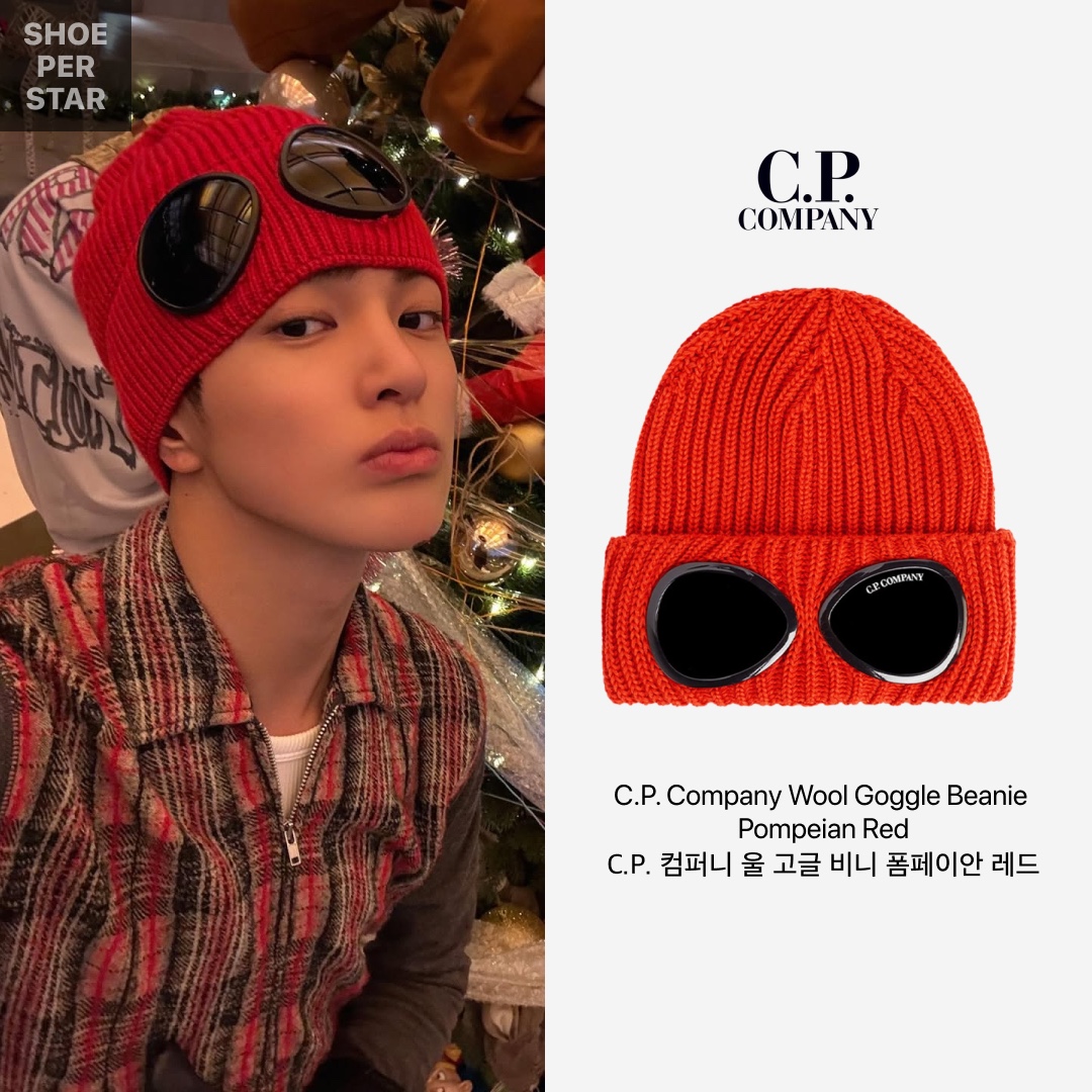 C.P. Company Extra Fine Merino Wool Goggle Beanie Pompeian Red - 23FW, C.P. Company Extra Fine Merino Wool Goggle Beanie Port Royal Red - 22FW 착용 스타일 - 2