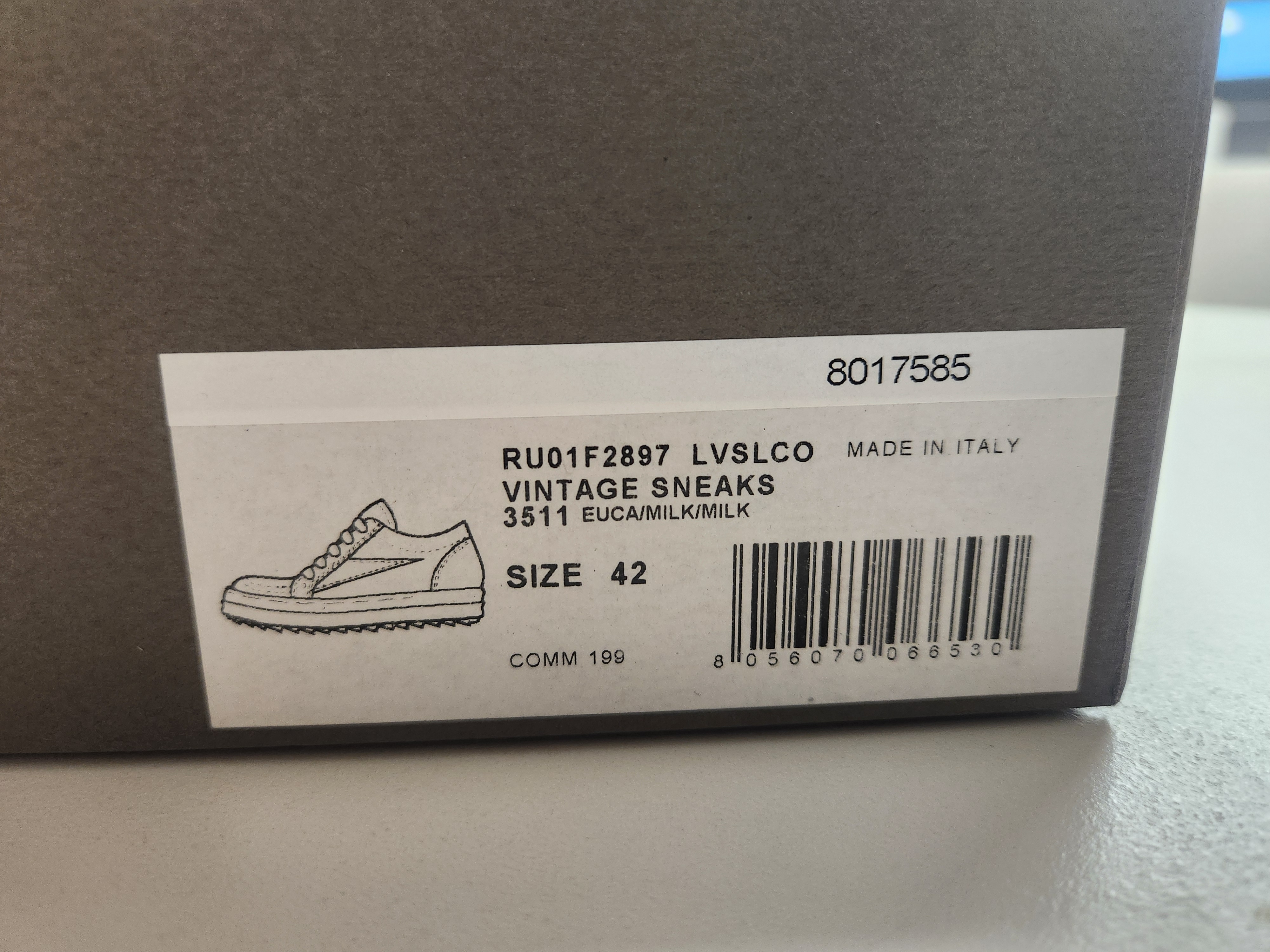 Rick Owens Temple Vintage Sneakers Khaki Milk 착용 스타일 - 2