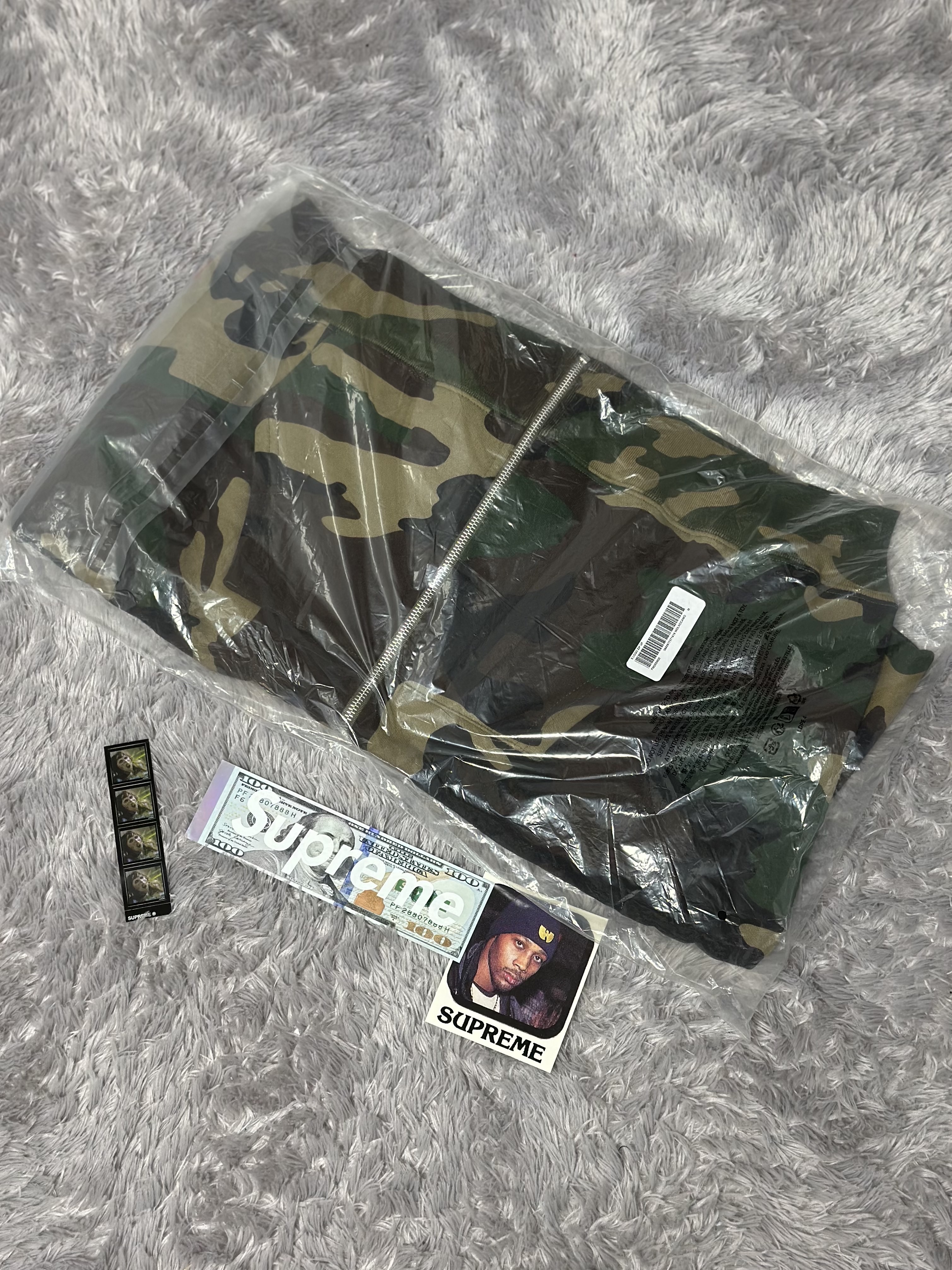 Supreme S Logo Zip Up Hooded Sweatshirt Woodland Camo - 25FW 착용 스타일 - 2