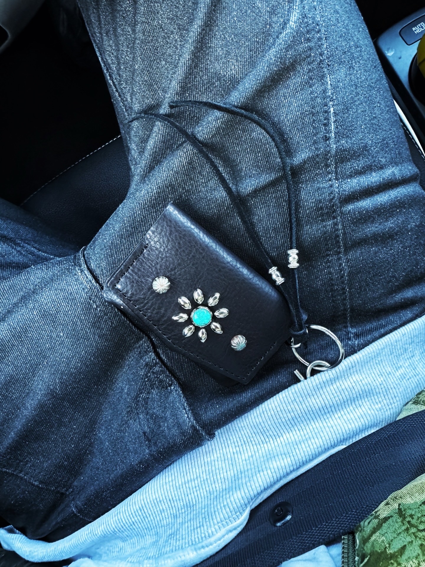 DIRT NAP Stone Card Holder Turquoise, Salomon Modisay Padded Jacket Black 착용 스타일 - 3