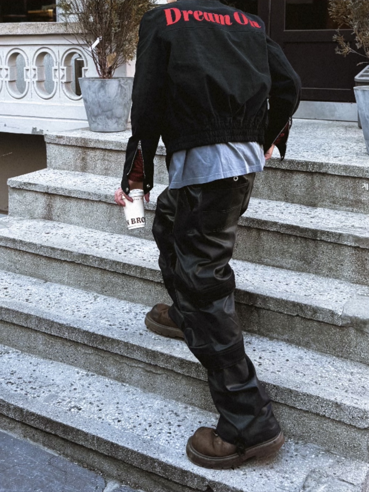 farfromwhat far layered work pants_black, Ray-Ban Balorama Shiny Black Frame Grey Blue Light Filter Lense 착용 스타일 - 2