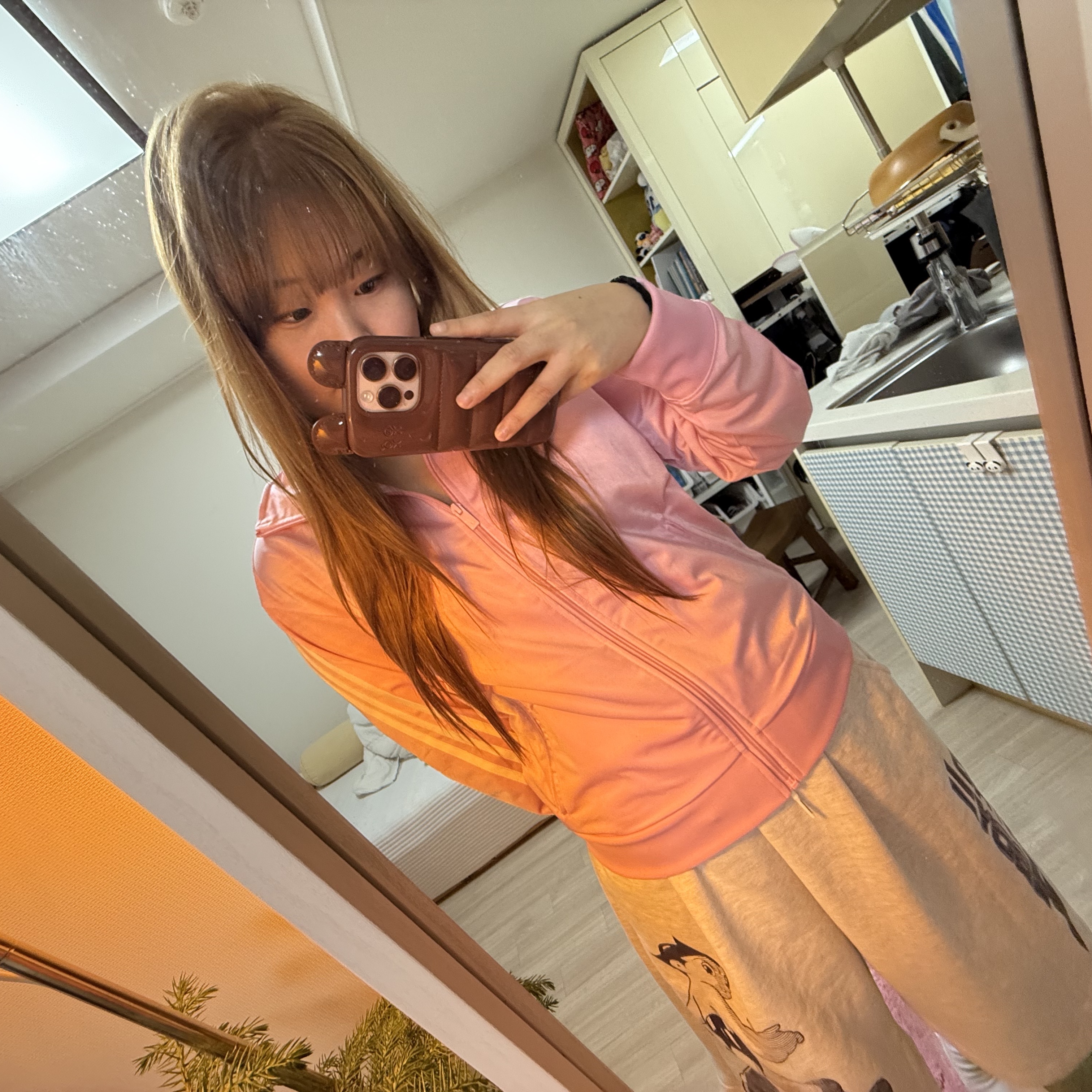 (W) Adidas Adicolor Classic Loose Firebird Track Top True Pink - KR Sizing 착용 스타일