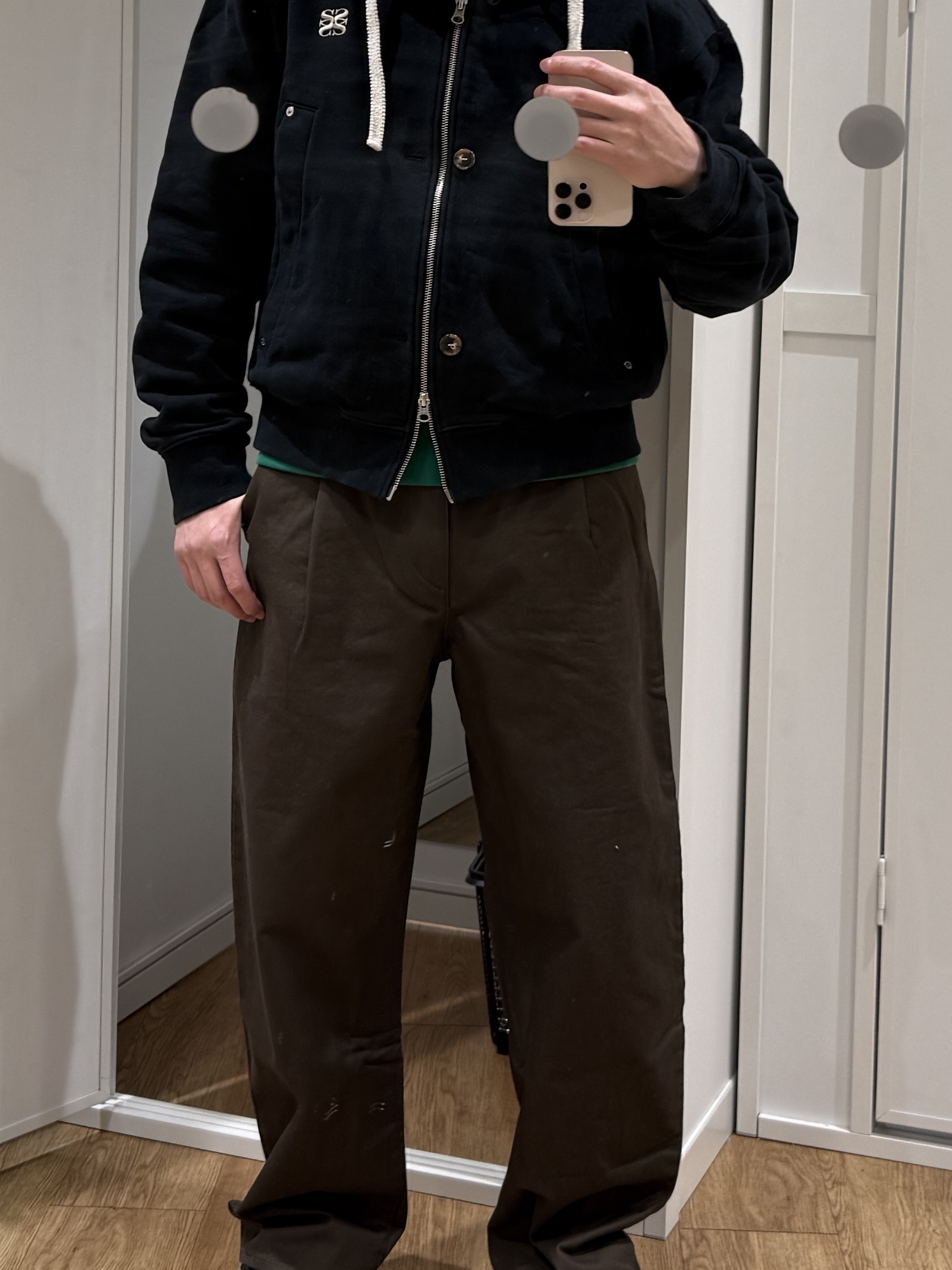 SATUR Teo Cotton All Day Hood Zip-up Palette Black, (W) Uniqlo Jersey Barrel Leg Pants Dark Brown - JP 착용 스타일