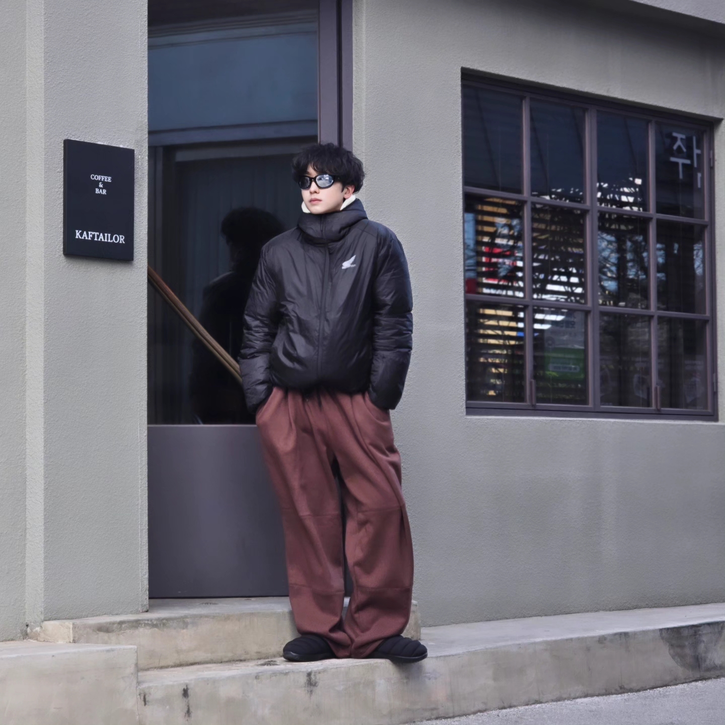 Honda H-Tech Non Quilting Hoodie Jacket Black, Nike Burrow SE Black Anthracite 착용 스타일 - 1