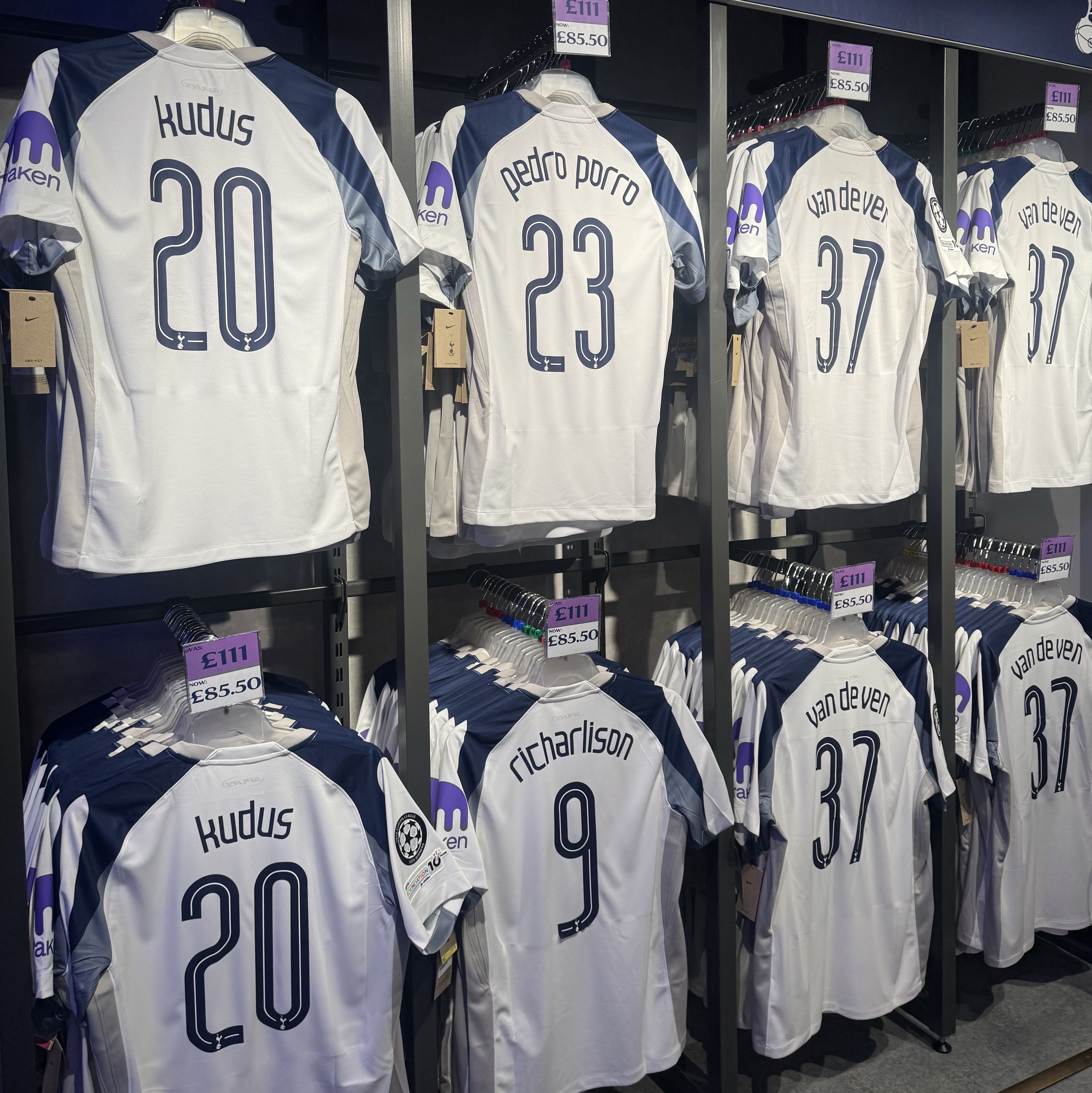 Nike Tottenham Hotspur 2025/26 Stadium Home Dri-Fit Football Replica Jersey White Light Iron Ore (Non Marking Ver.) 착용 스타일
