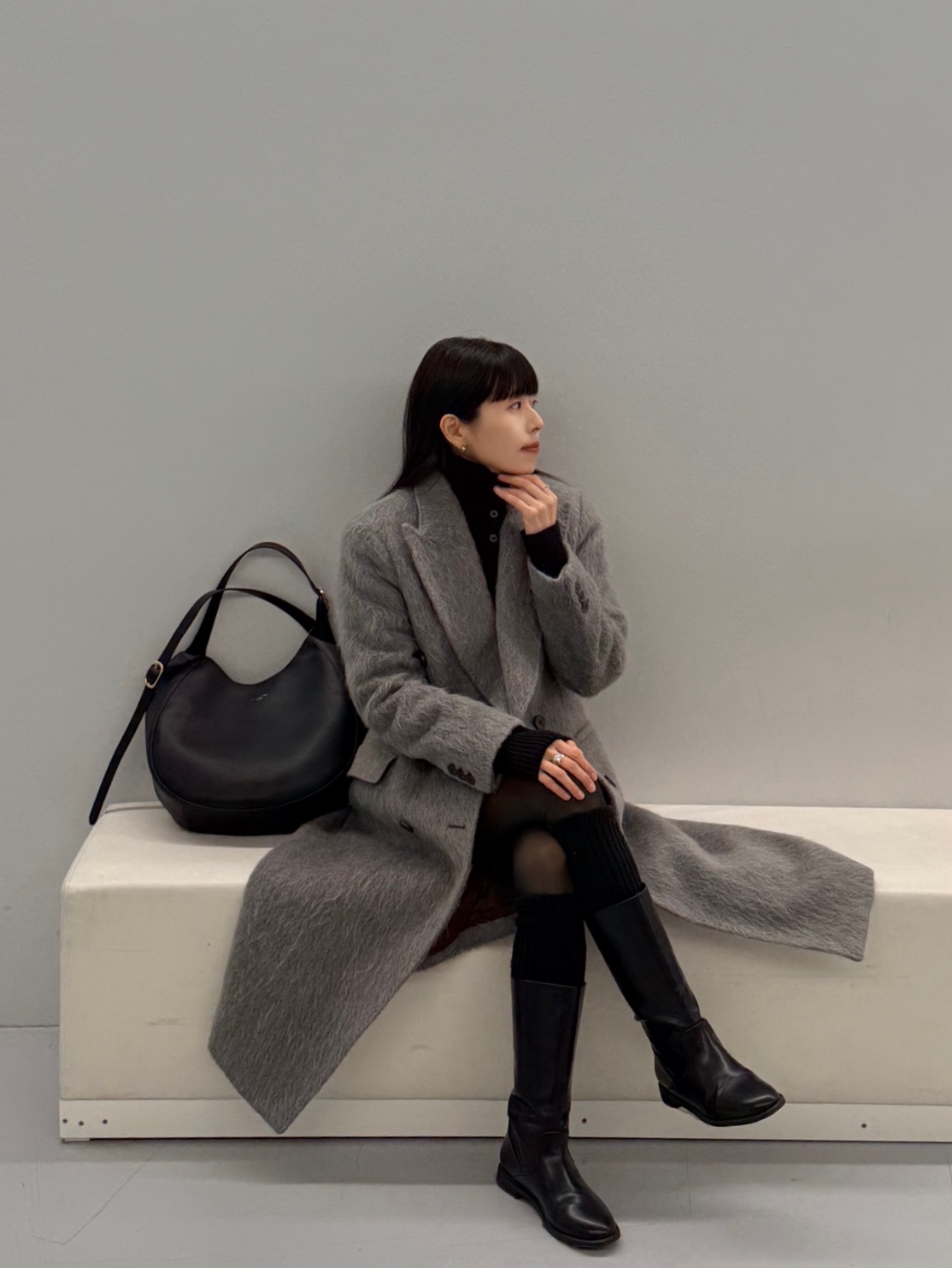 Our Legacy Hairy Alpaca Whale Coat Wishkah Grey 착용 스타일 - 1