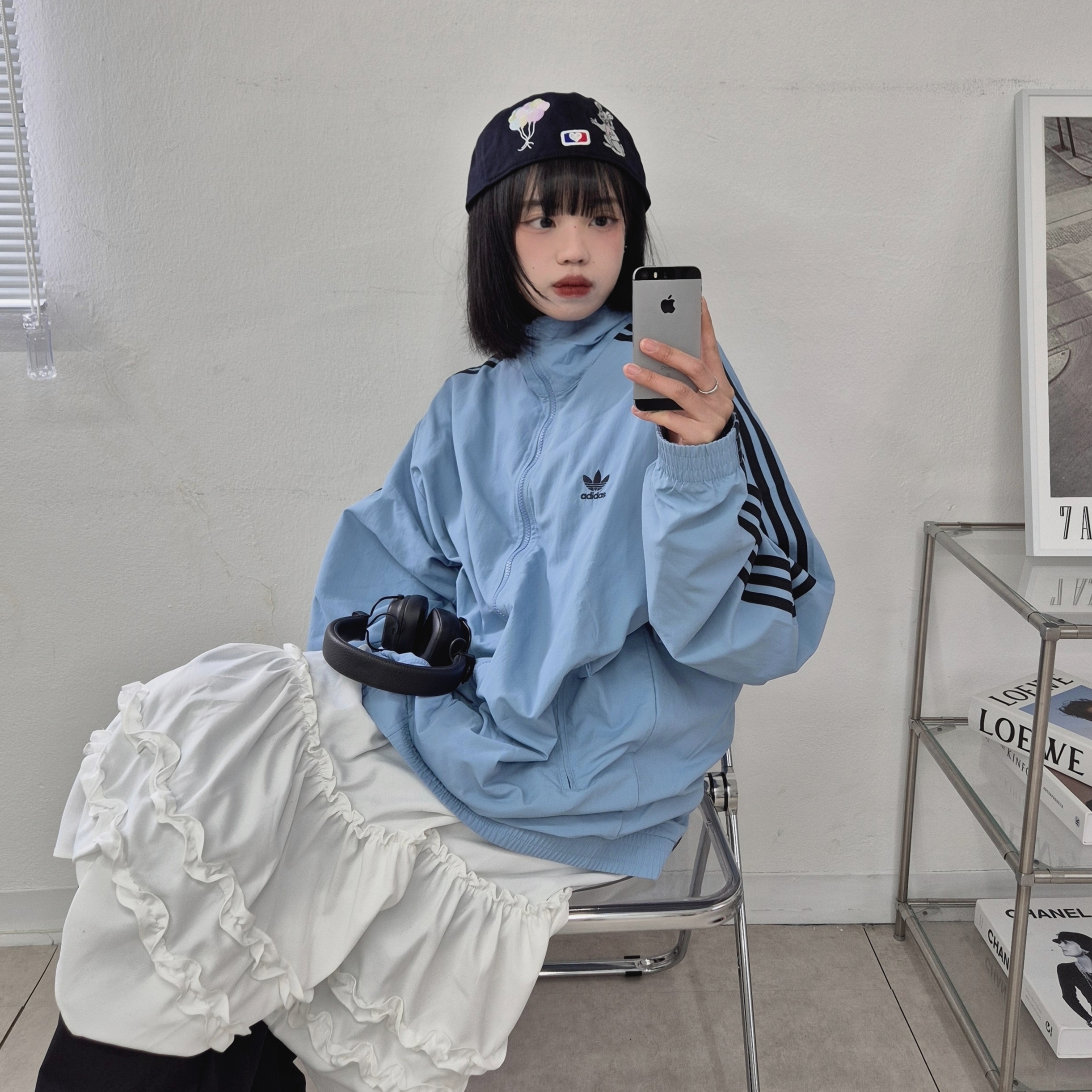 Adidas Adicolor Woven Firebird Track Top Ash Blue Black - KR Sizing 착용 스타일