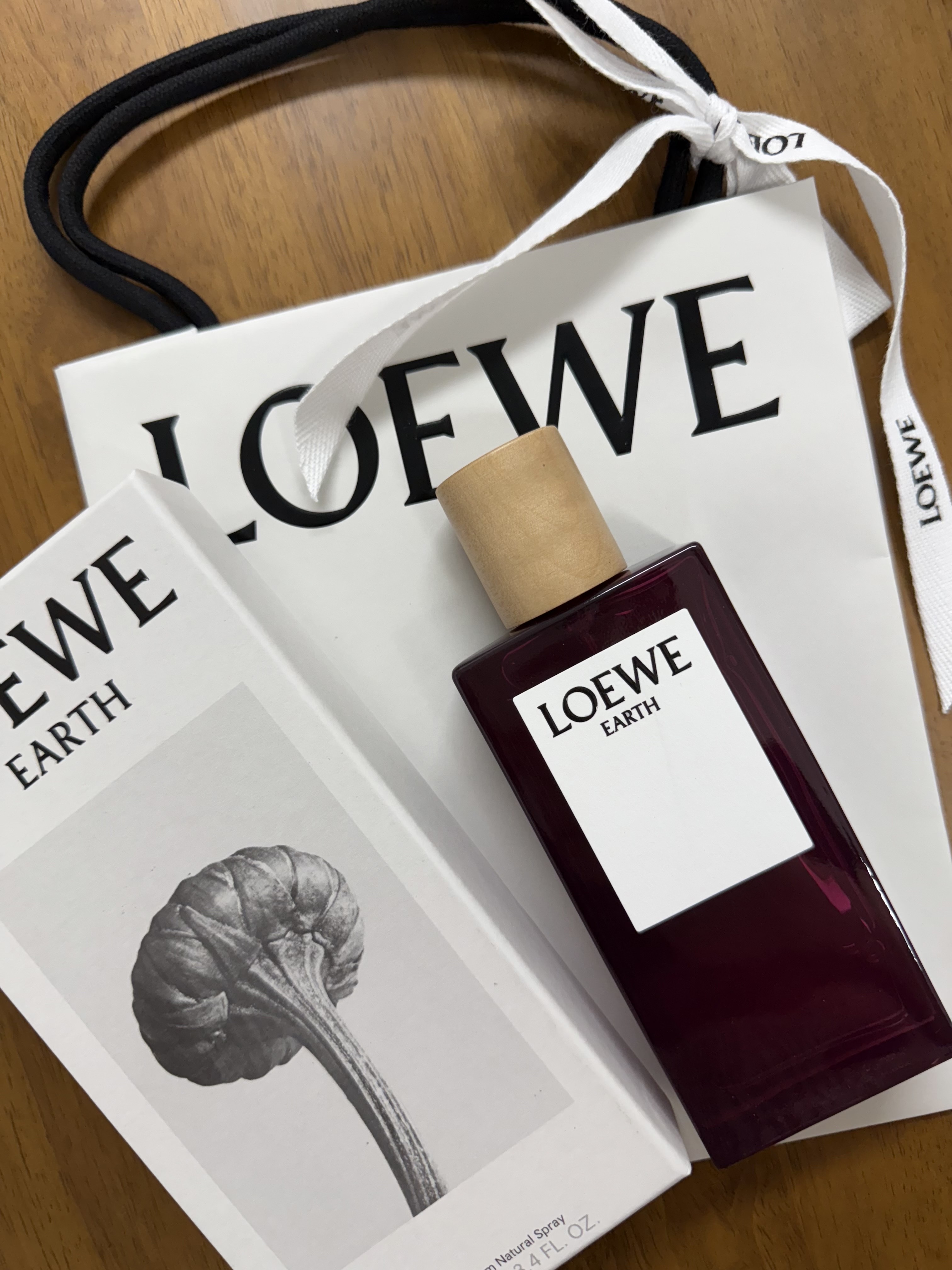 Loewe Earth Eau De Parfum 100ml, Loewe Aire Sutileza Eau de Toilette 50ml 착용 스타일