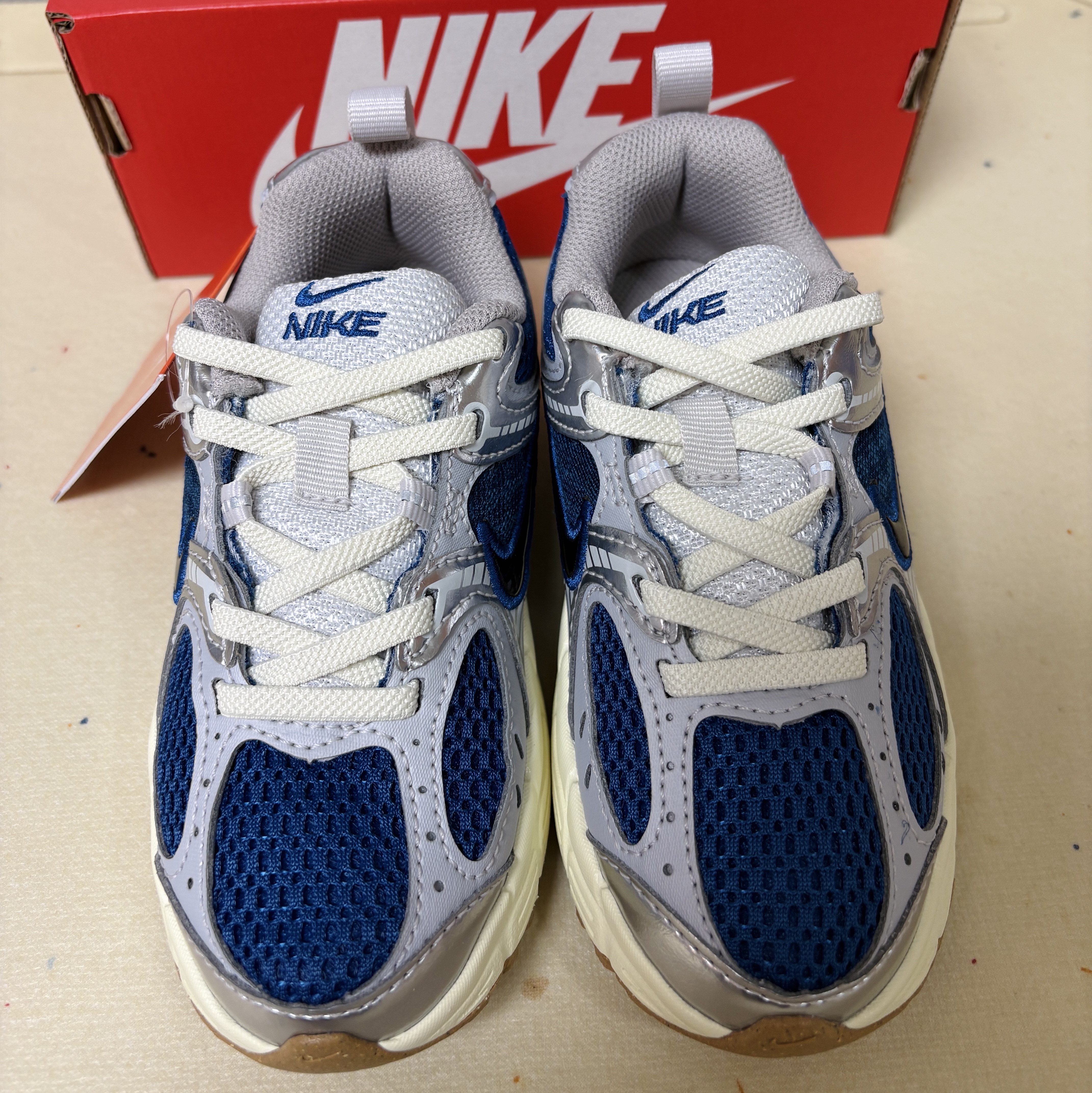 Nike V5 RNR Blue Void Wolf Grey 착용 스타일 - 4