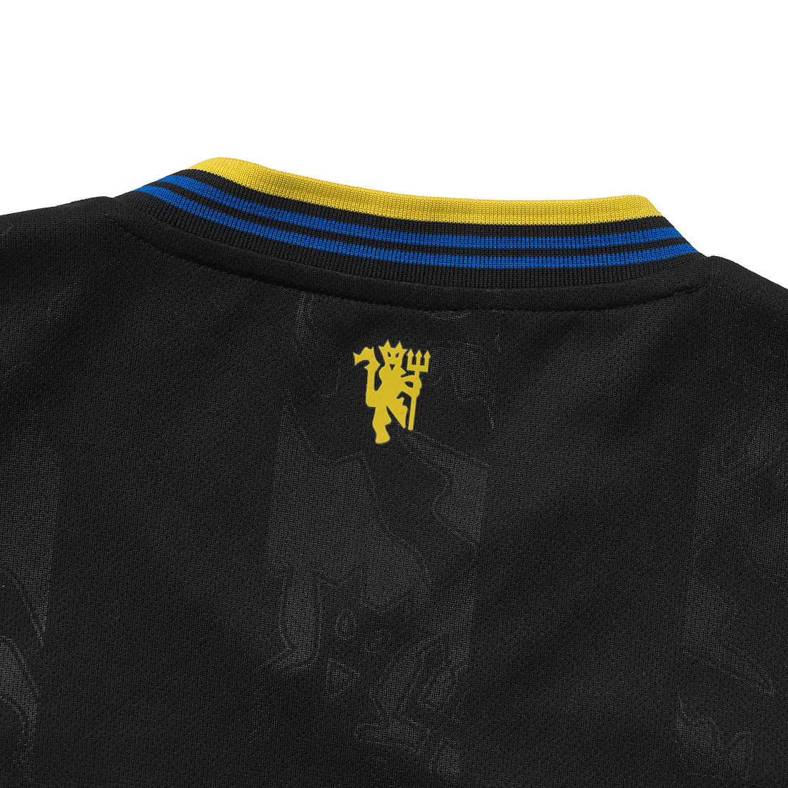 아디다스 맨체스터 유나이티드 2025/26 3rd 저지 블랙 - US 사이즈 (논 마킹 버전)(Adidas Manchester United 2025/26 3rd Jersey Black - US Sizing (Non Marking Ver.)) - 5