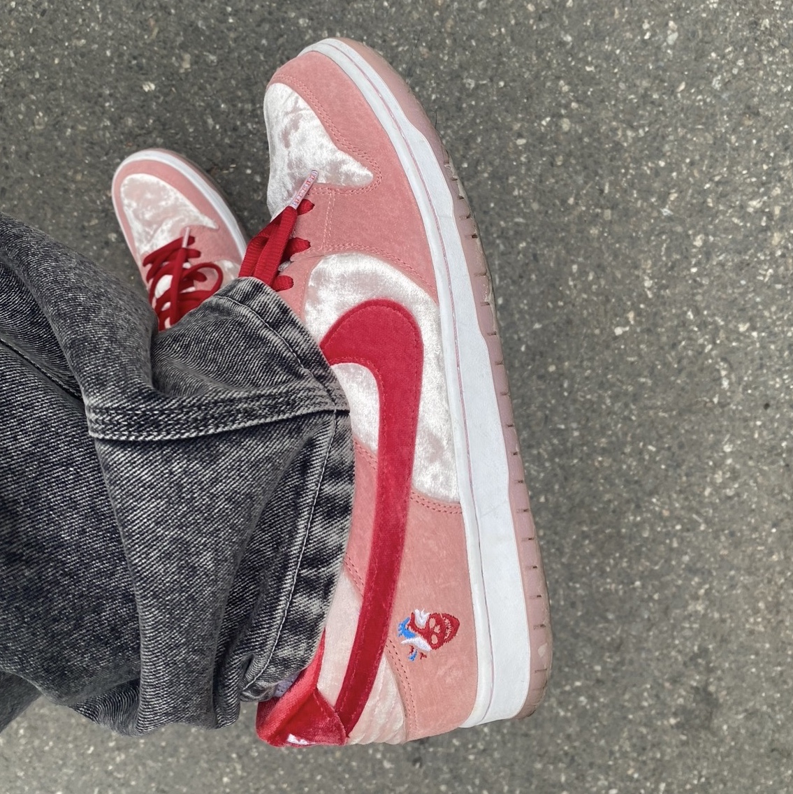 Nike x StrangeLove SB Dunk Low Pink (Regular Box) 착용 스타일