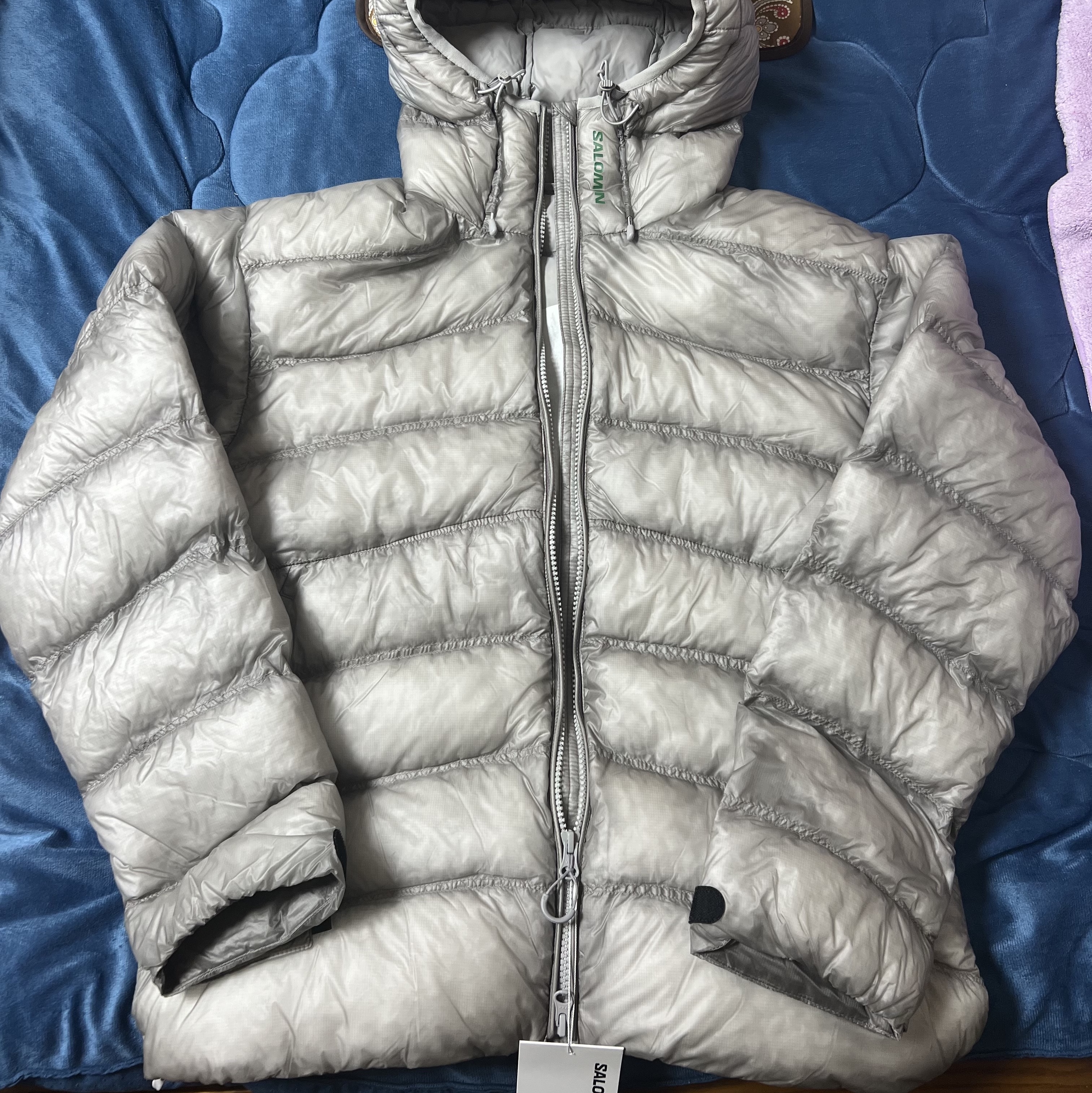 Salomon UNI Cross Insulation Jacket Light Grey 착용 스타일 - 1