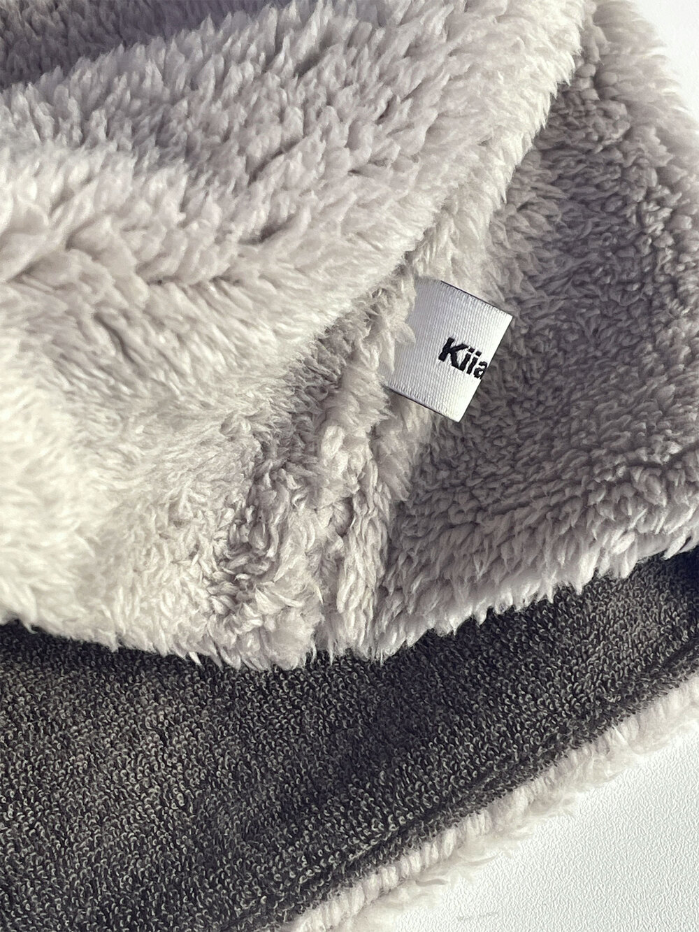 키아세 리버시블 타월 비니 챠콜(Kiiace Reversible Towel Beanie Charcoal) - 3