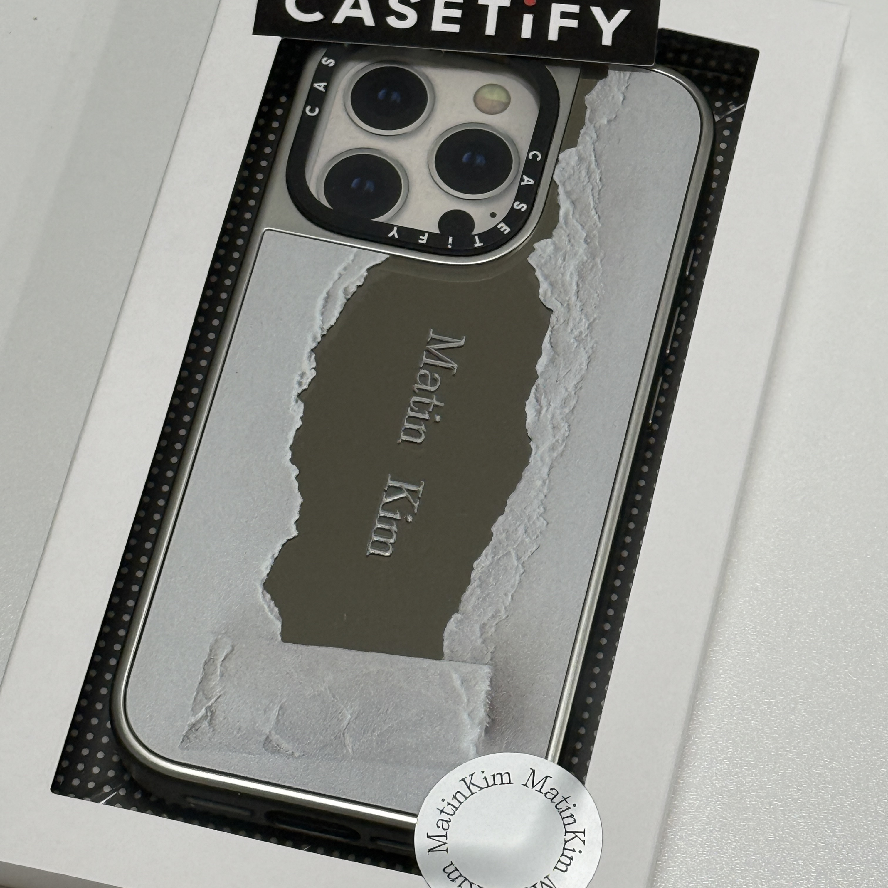 Castify x Matin Kim iPhone Paper Magsafe Compatible Mirror Case Silver Mirror Black Bumper μ°©μ© μ€νμΌ