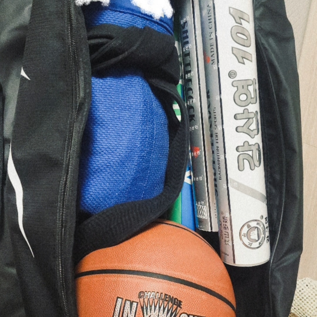 Nike Brasilia 9.5 Training Duffle Bag Medium 60L Black 착용 스타일