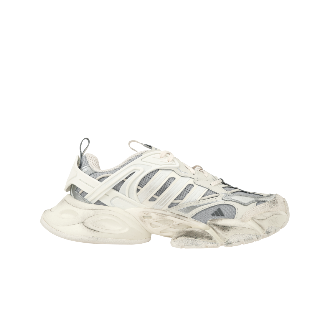 JS1588 Adidas Vento XLG Deluxe Sneakers Core White Silver Metallic