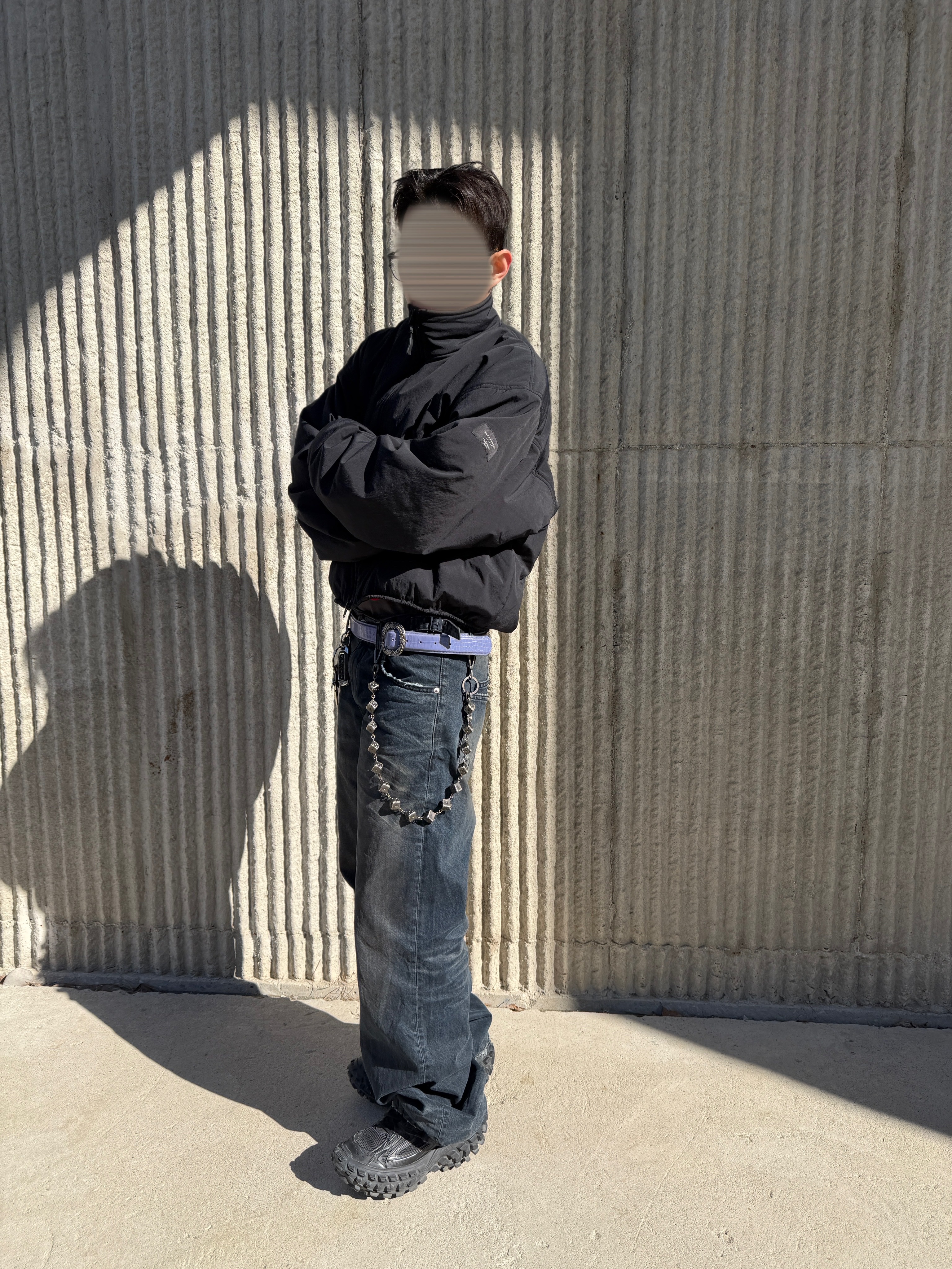 Nonnod Zen Dirty Oil Washed Denim Pants, Undermycar A Palace Entwined with Grapevines Buckle Alligator Effec Leather Belt Alligator Lavender - 25SS 착용 스타일 - 5
