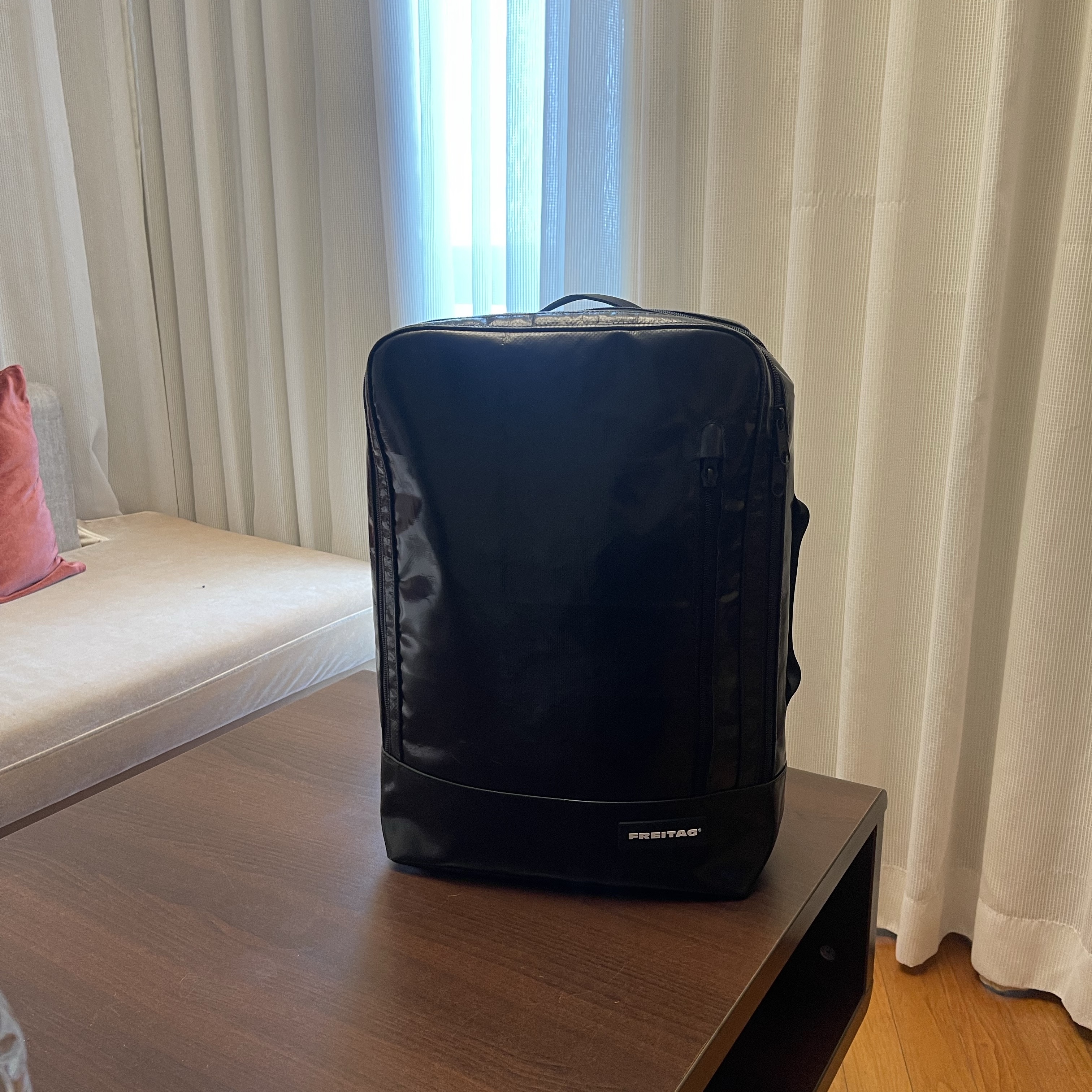 FREITAG Boutique Unisex F306 HAZZARD 0045 Backpack, FREITAG Boutique Unisex F306 HAZZARD 0057 Backpack 착용 스타일 - 4