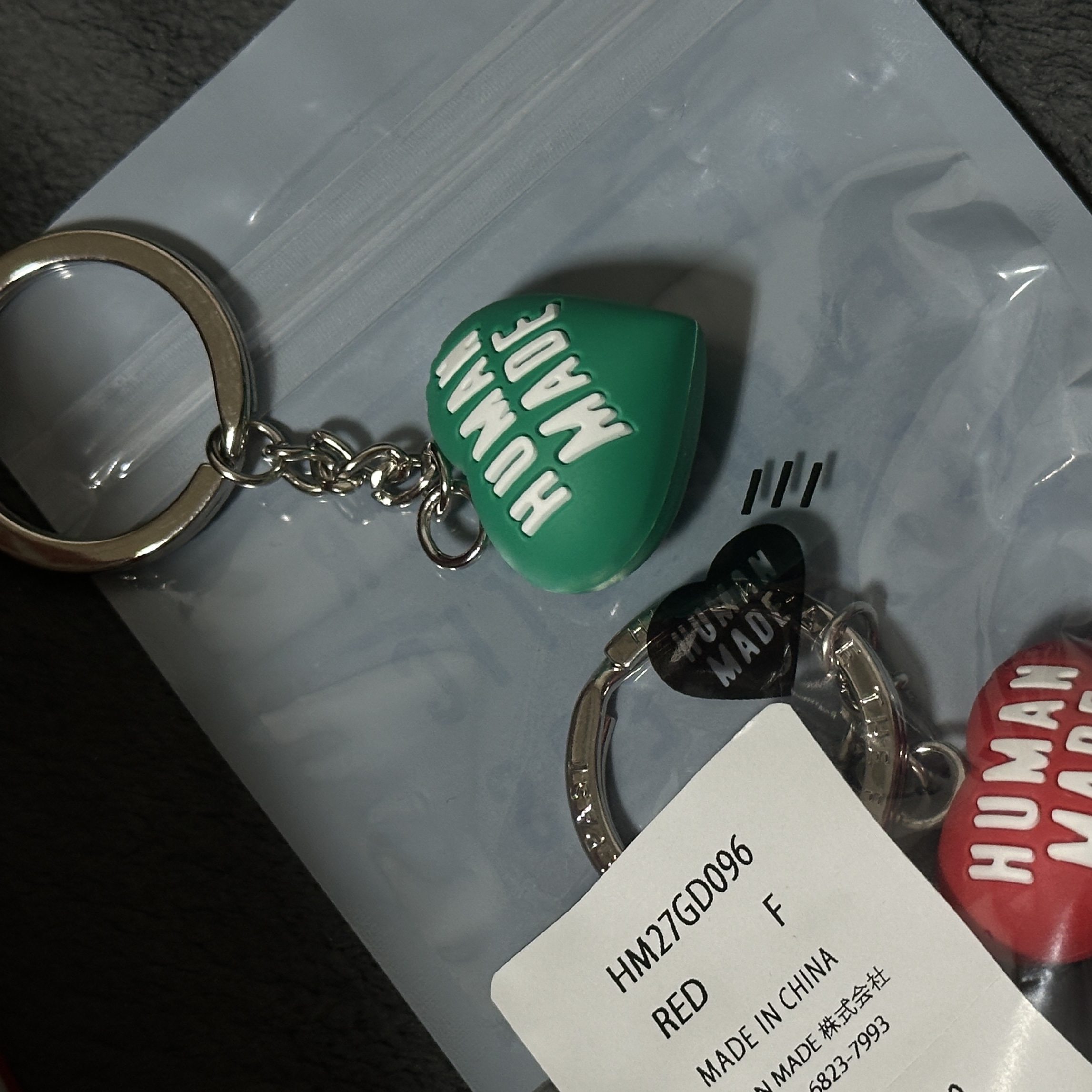 Human Made Heart Rubber Key Chain Green 착용 스타일