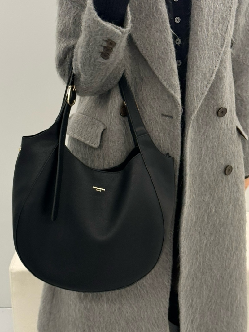 Our Legacy Hairy Alpaca Whale Coat Wishkah Grey 착용 스타일 - 3