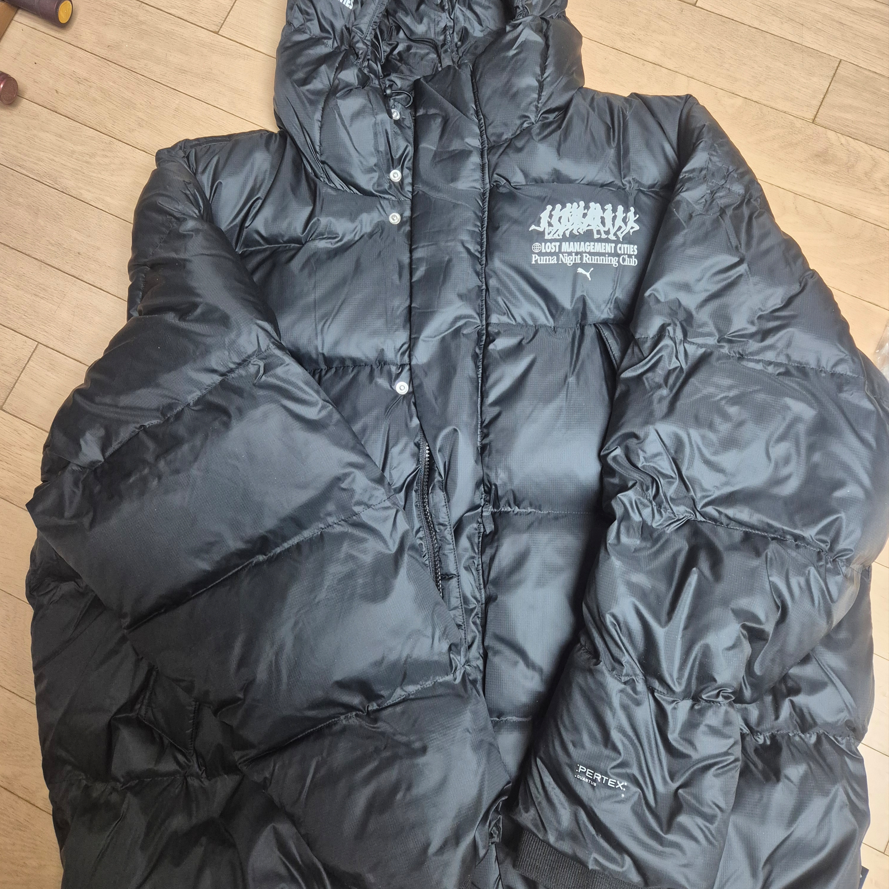 Puma x LMC Pertex Primaloft Puffer Jacket Black 착용 스타일