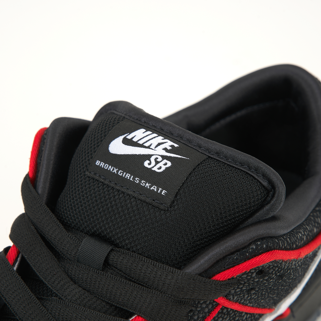 나이키 x 브롱크스 걸스 스케이트 SB 덩크 로우 블랙 앤 챌린지 레드(Nike x Bronx Girls Skate SB Dunk Low Black and Challenge Red) - 8