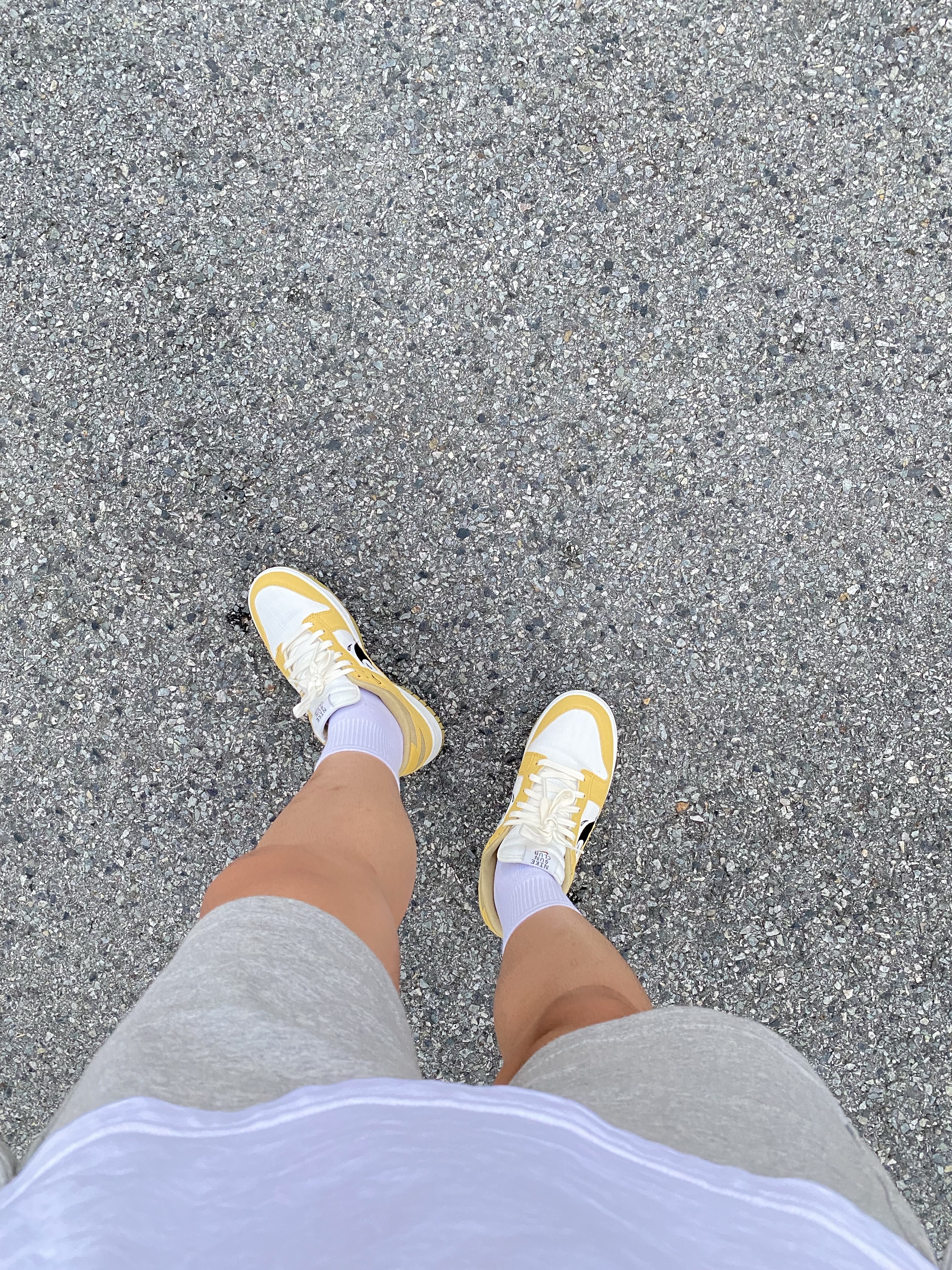 Nike Dunk Low Retro SE Next Nature Nike Sun Club 착용 스타일 - 1