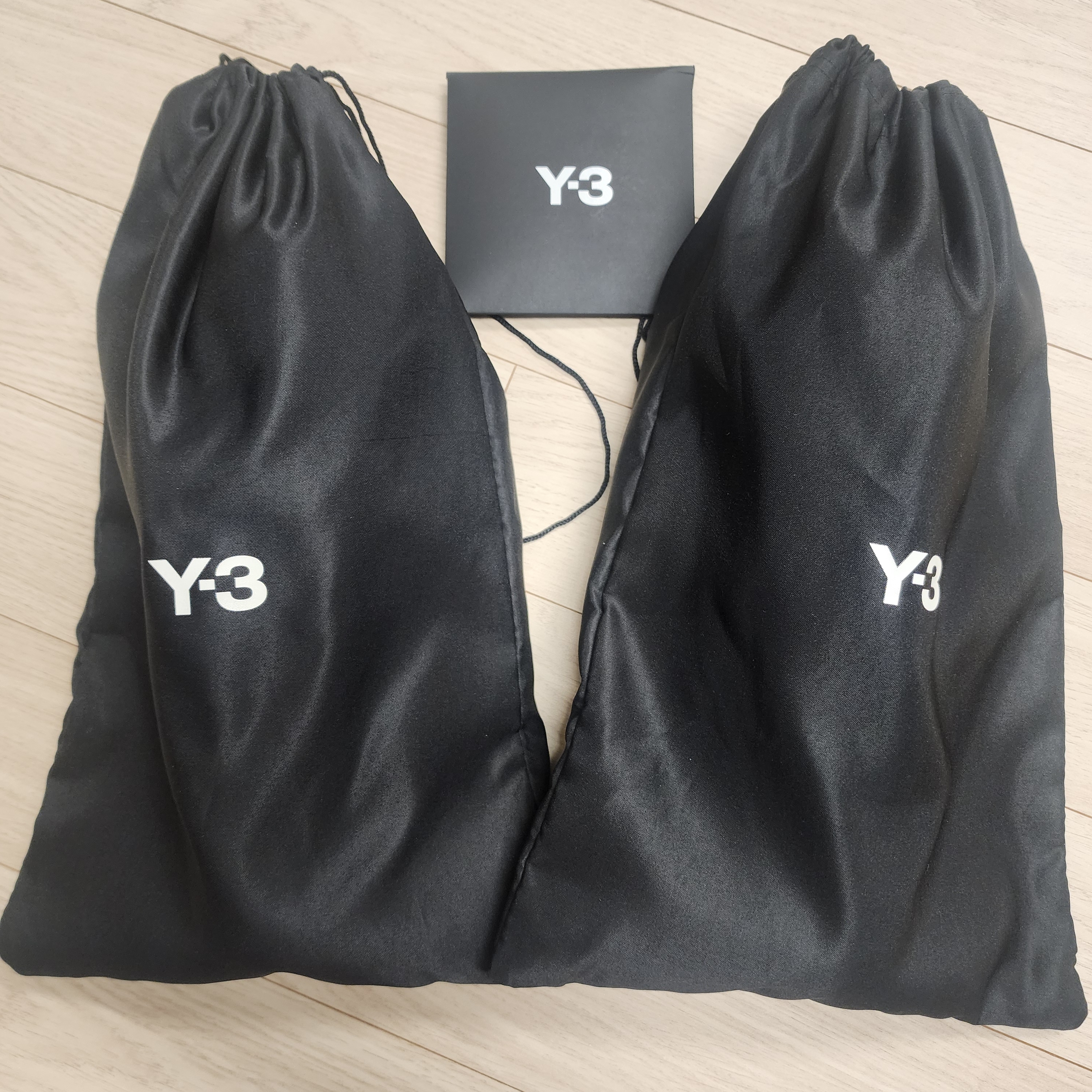Y-3 Adios Pro 3.0 Off White Black 착용 스타일 - 2