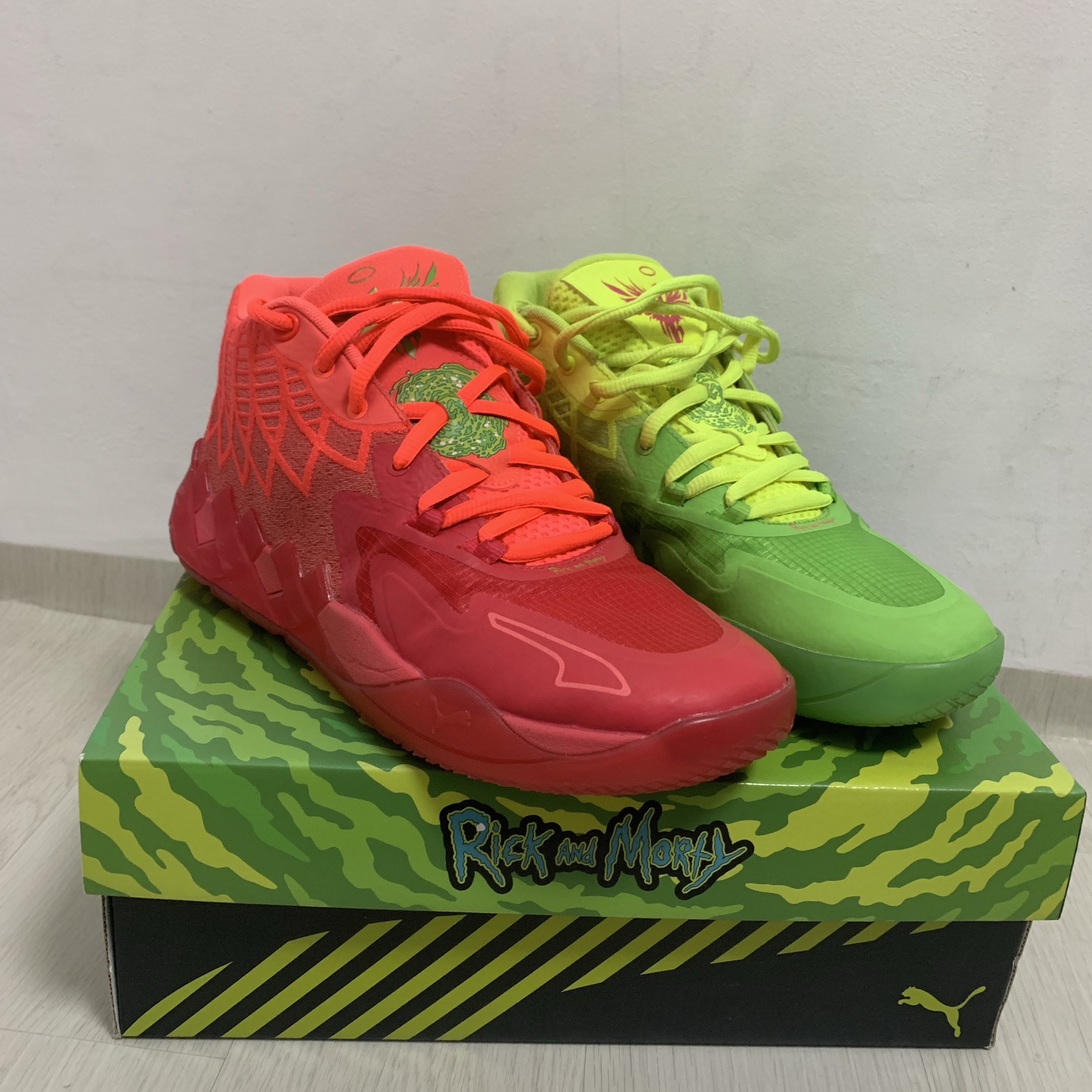 Puma x Rick & Morty MB.01 Jasmine Green Energy Rose 착용 스타일
