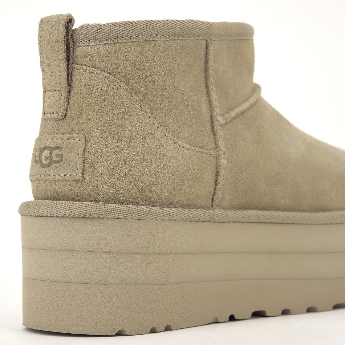 (W) 어그 클래식 울트라 미니 플랫폼 머스타드 시드((W) UGG Classic Ultra Mini Platform Mustard Seed) - 8