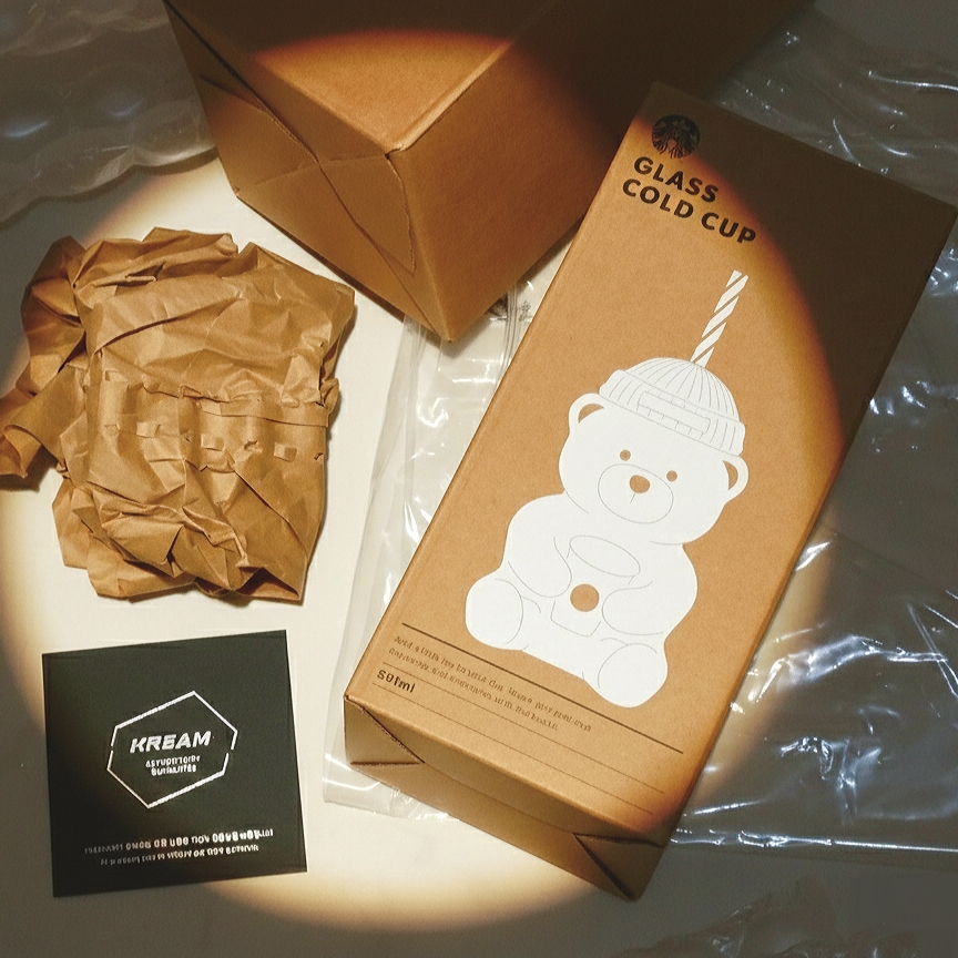 Nike Box Rugmat Orange, Starbucks Autumn Bearista Glass Cold Cup 591ml 착용 스타일 - 2