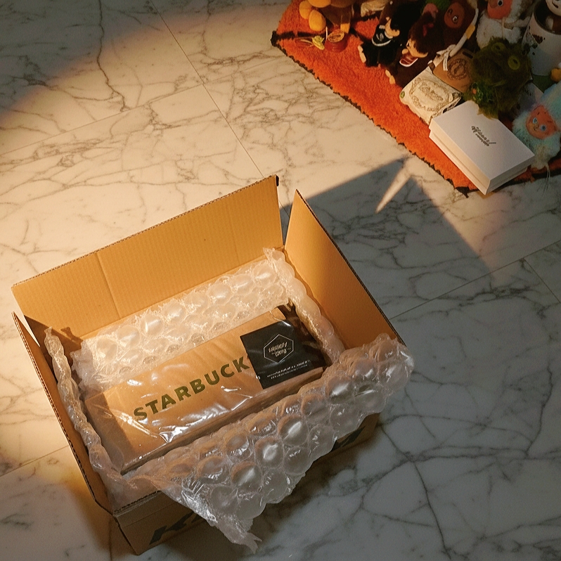 Nike Box Rugmat Orange, Starbucks Autumn Bearista Glass Cold Cup 591ml 착용 스타일 - 1