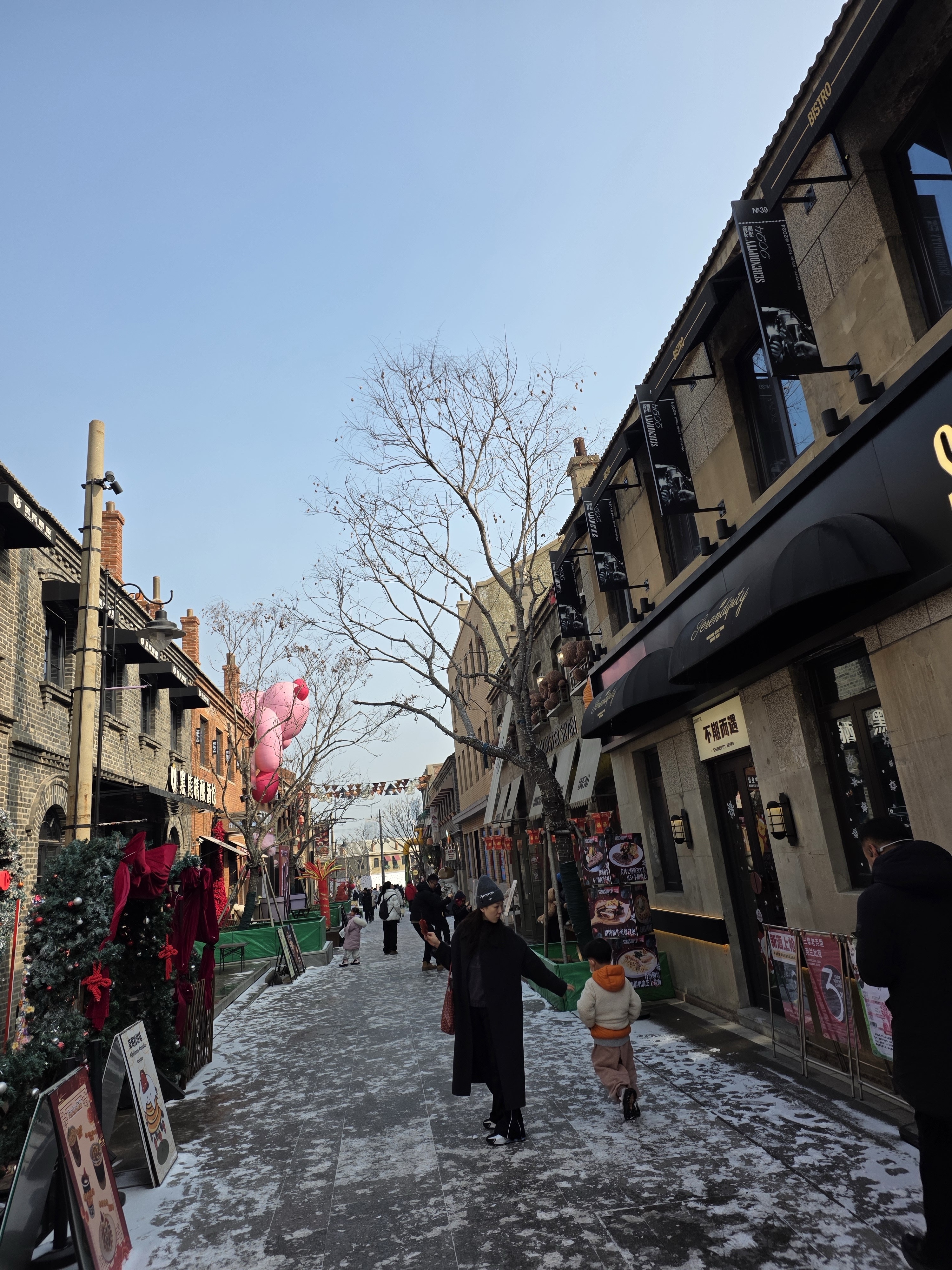 Goyard Saint Louis PM Bag Red, Nike Shox R4 Metallic Silver Black 착용 스타일 - 3