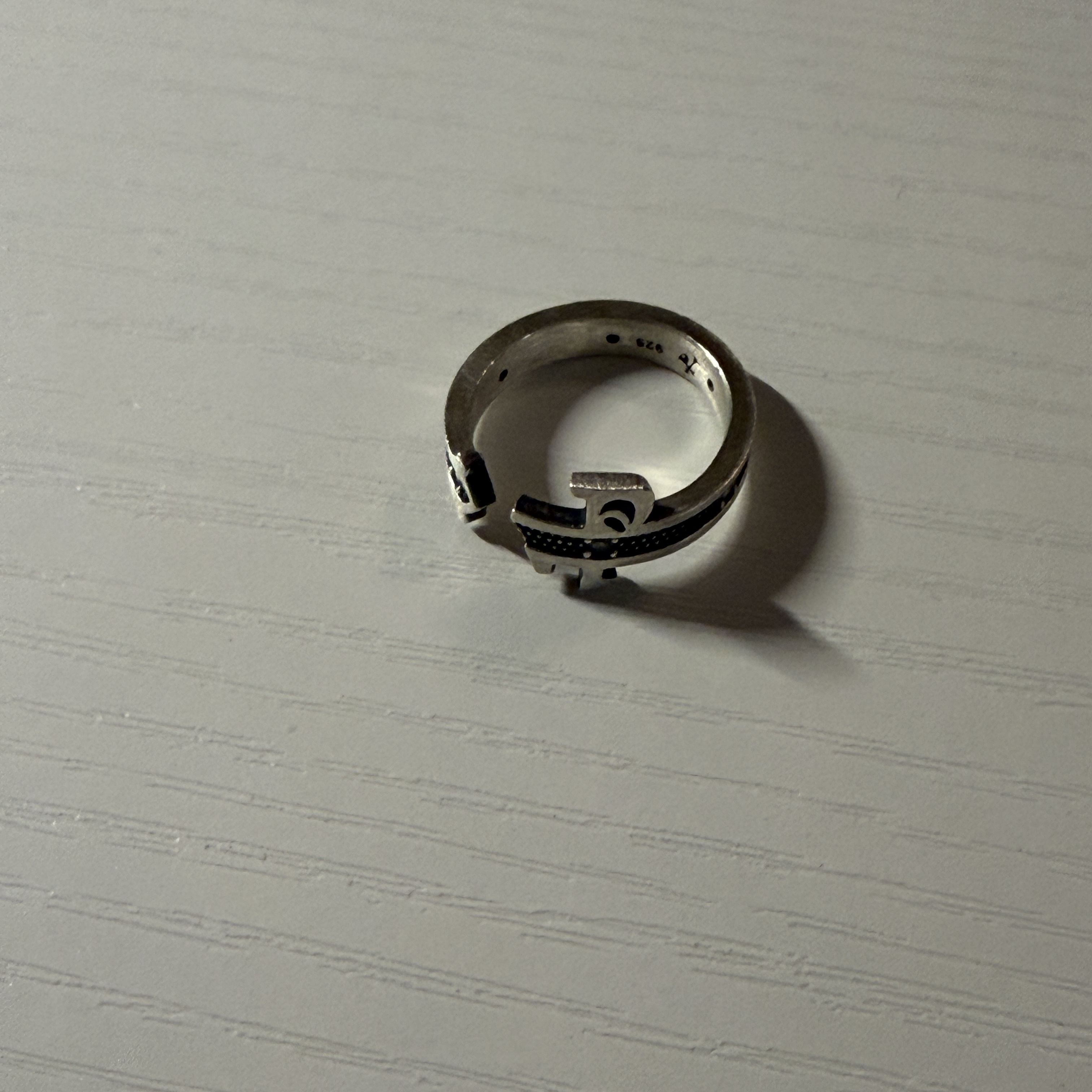 [프리오더] Polyteru 925 Silver Ring 001 Symbol P 착용 스타일