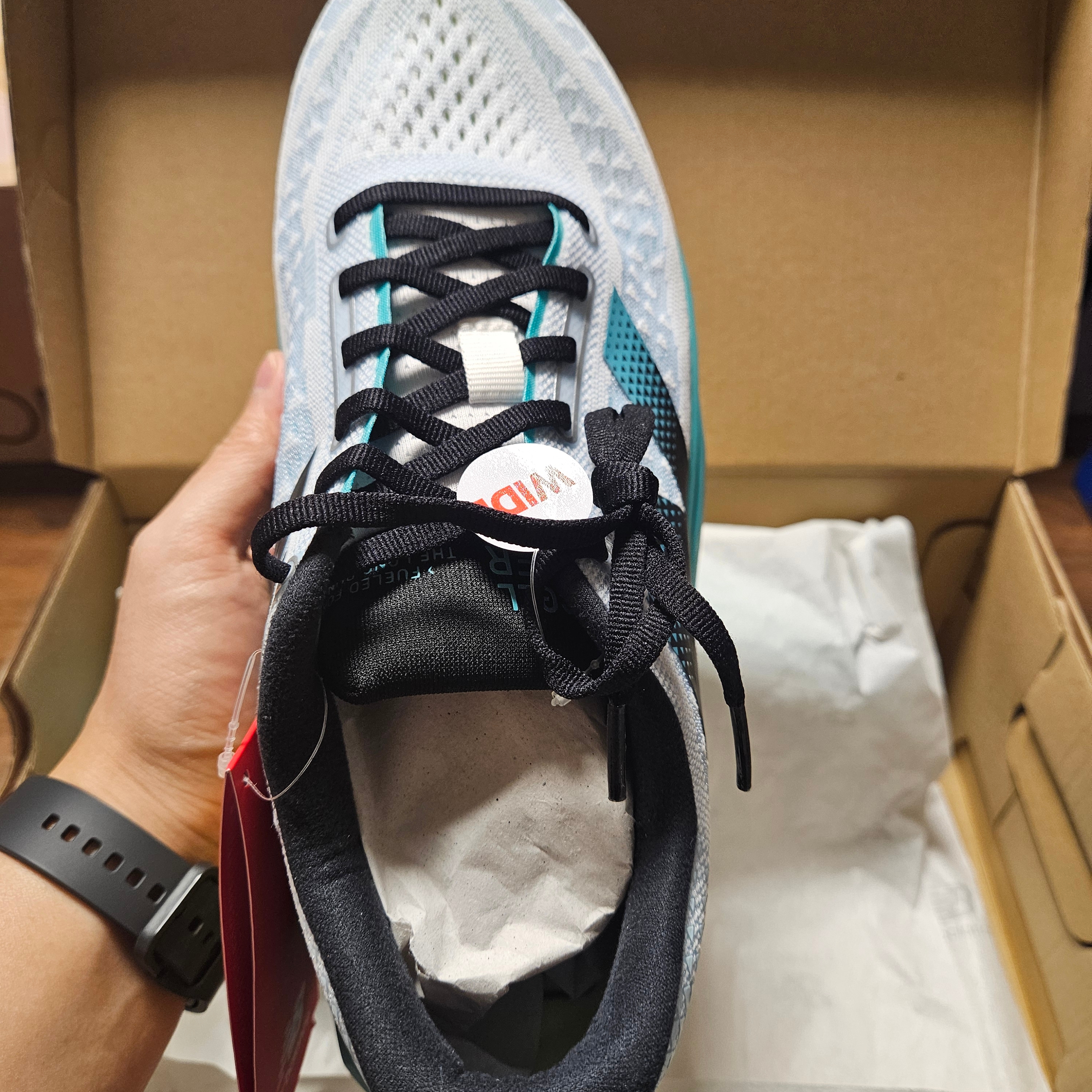 New Balance FuelCell Supercomp Trainer v3 White Cyber Jade - 2E Wide 착용 스타일