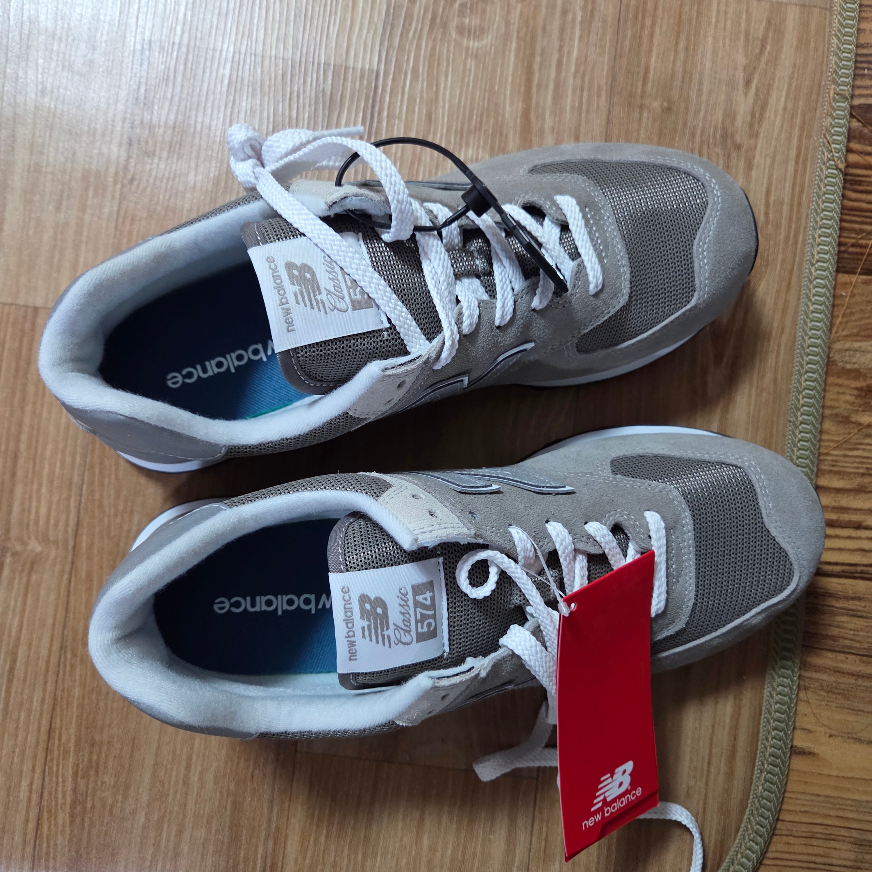 New Balance 574 Worn By Anyone Grey - D Standard 착용 스타일