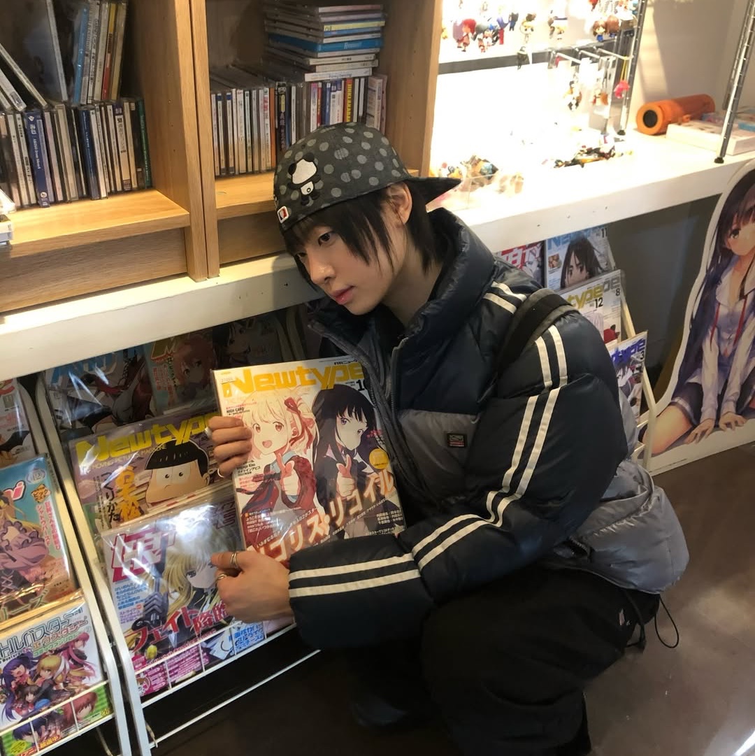 SPORT CHAMBER SC Track DuckDown Jacket Navy, SPORT CHAMBER SC Check Cuff Pants BLACK 착용 스타일 - 2