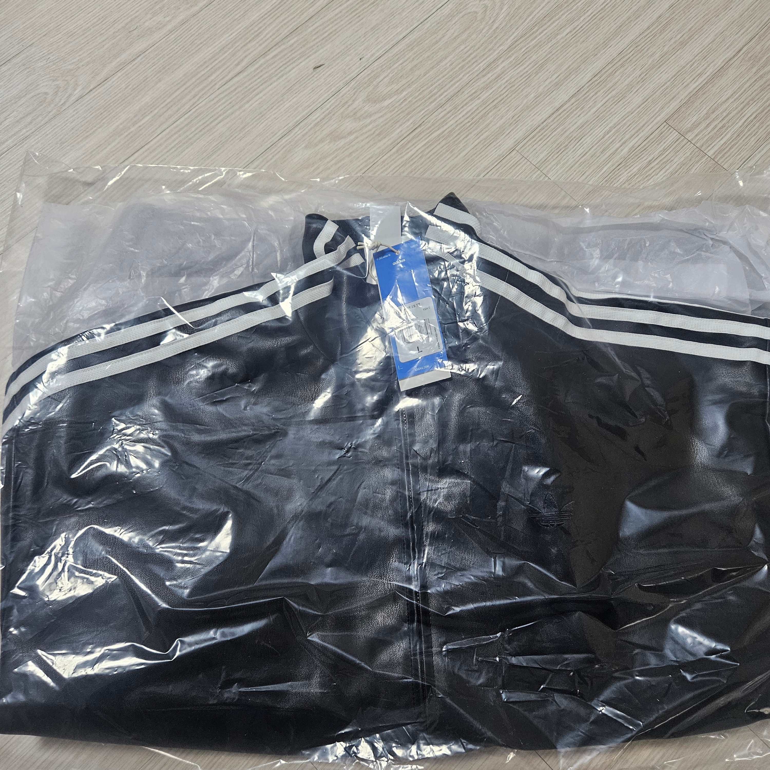 Adidas Pleather 3S Track Top Black - KR Sizing 착용 스타일