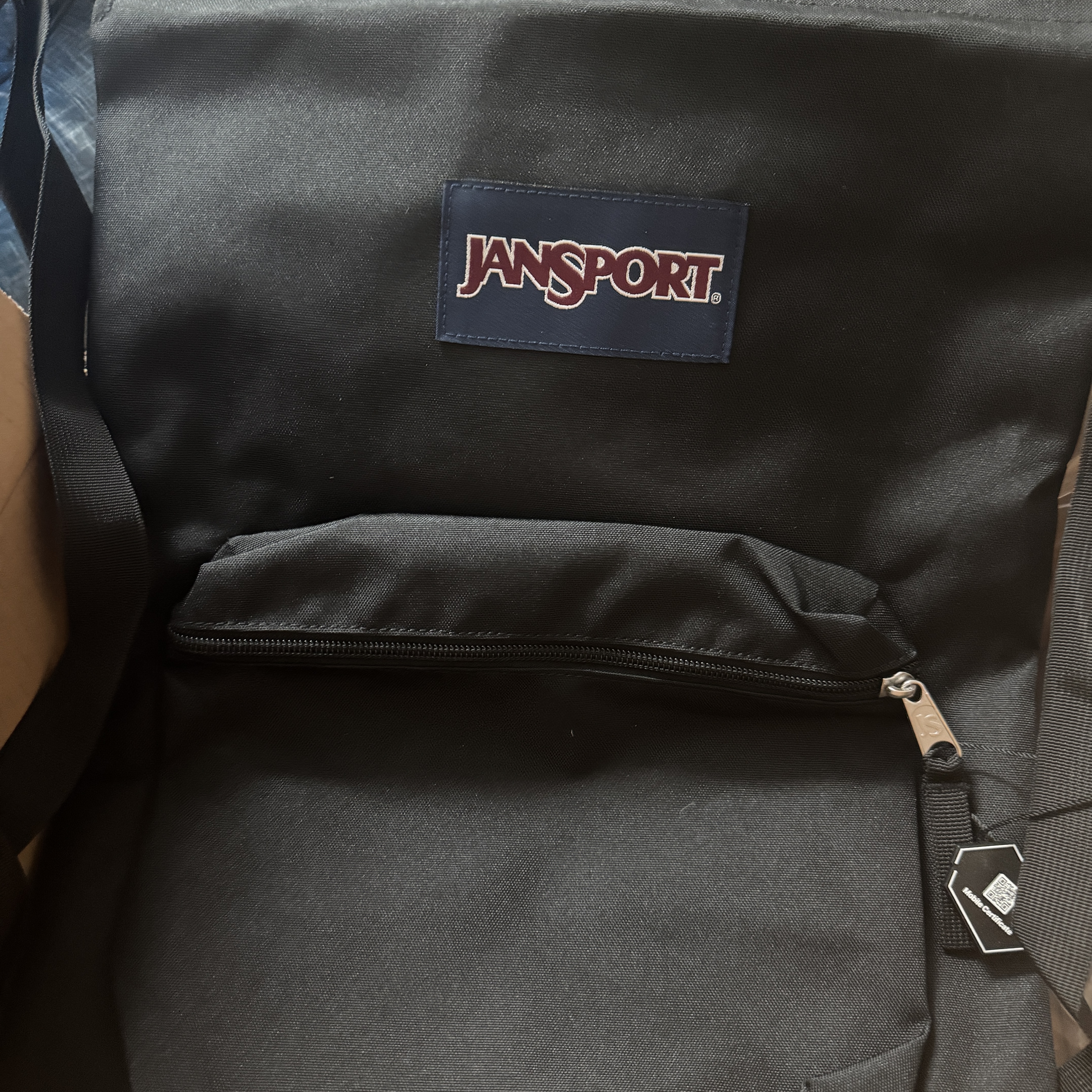Jansport Draw Sack Black 착용 스타일