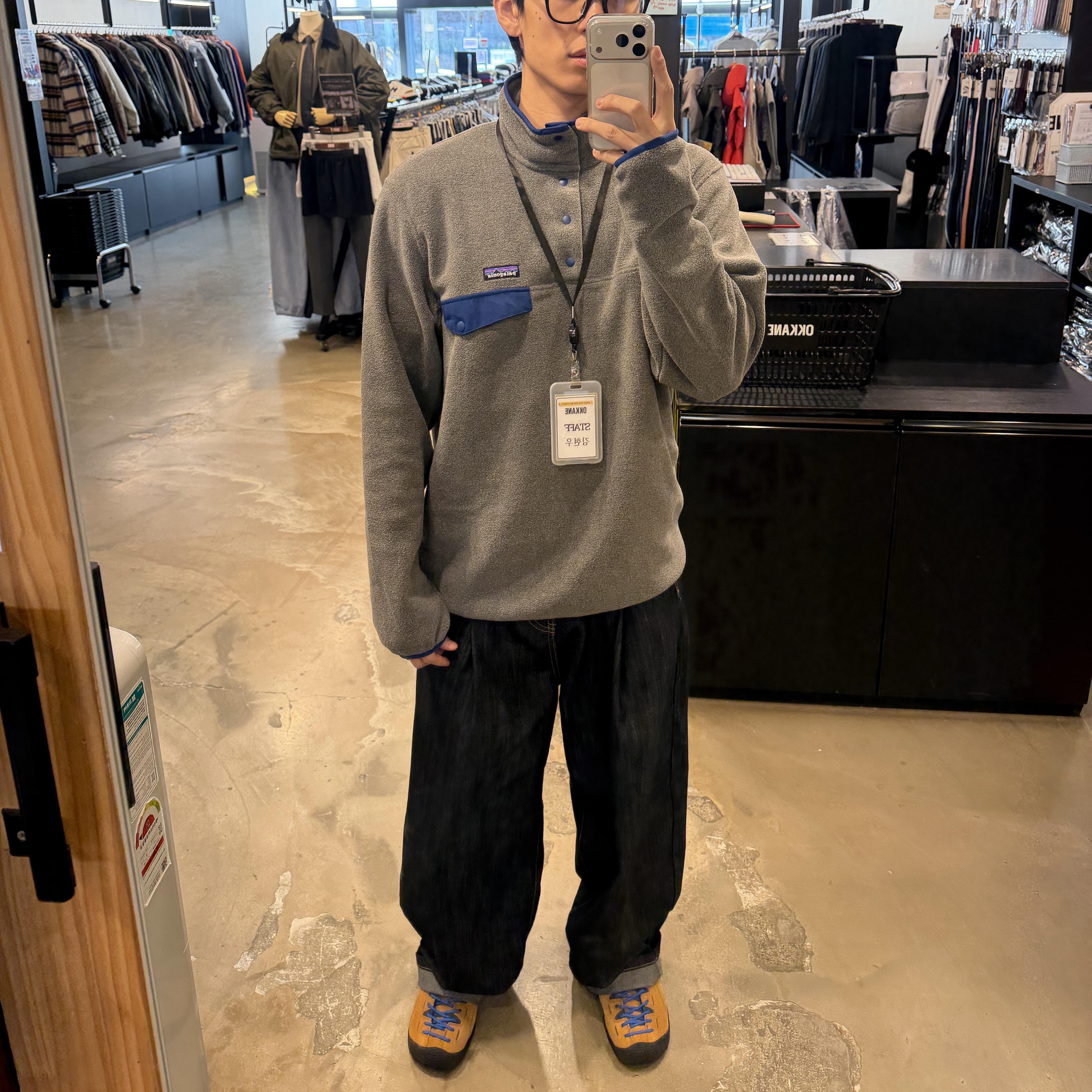 KEEN Men Jasper Cathay Spice/Orion Blue, Patagonia Lightweight Synchilla Snap-T Fleece Pullover Nickel Blue 착용 스타일 - 1